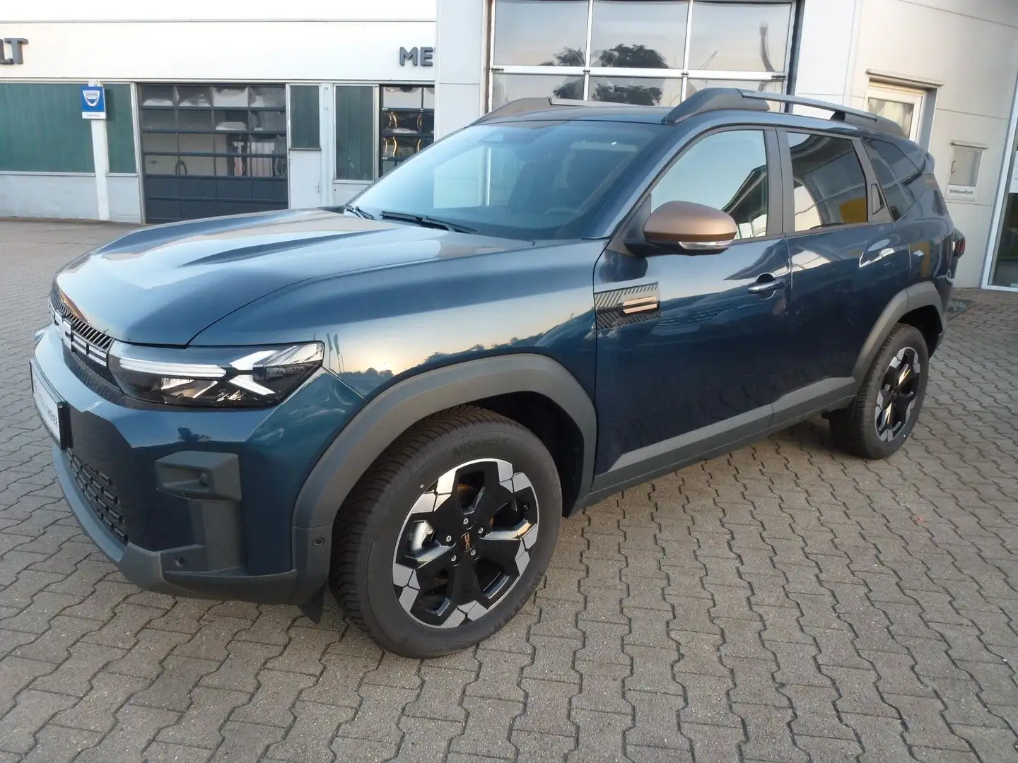 Dacia Bigster mild hybrid 130 4x4 Extreme Winterp+ Blau - 2