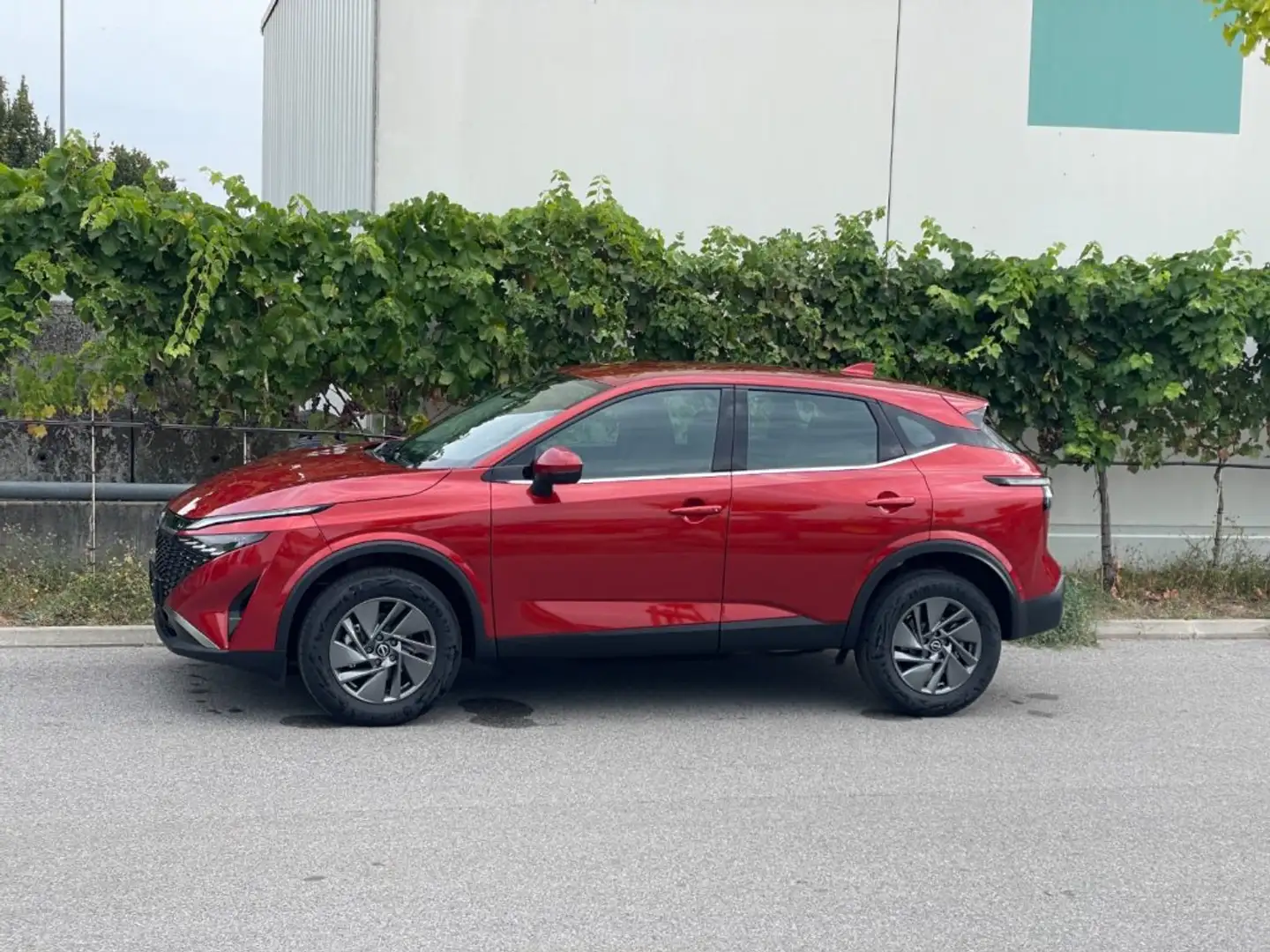 Nissan Qashqai 1.3 DIG-T MHEV 140PS 6MT First Edition Rot - 2