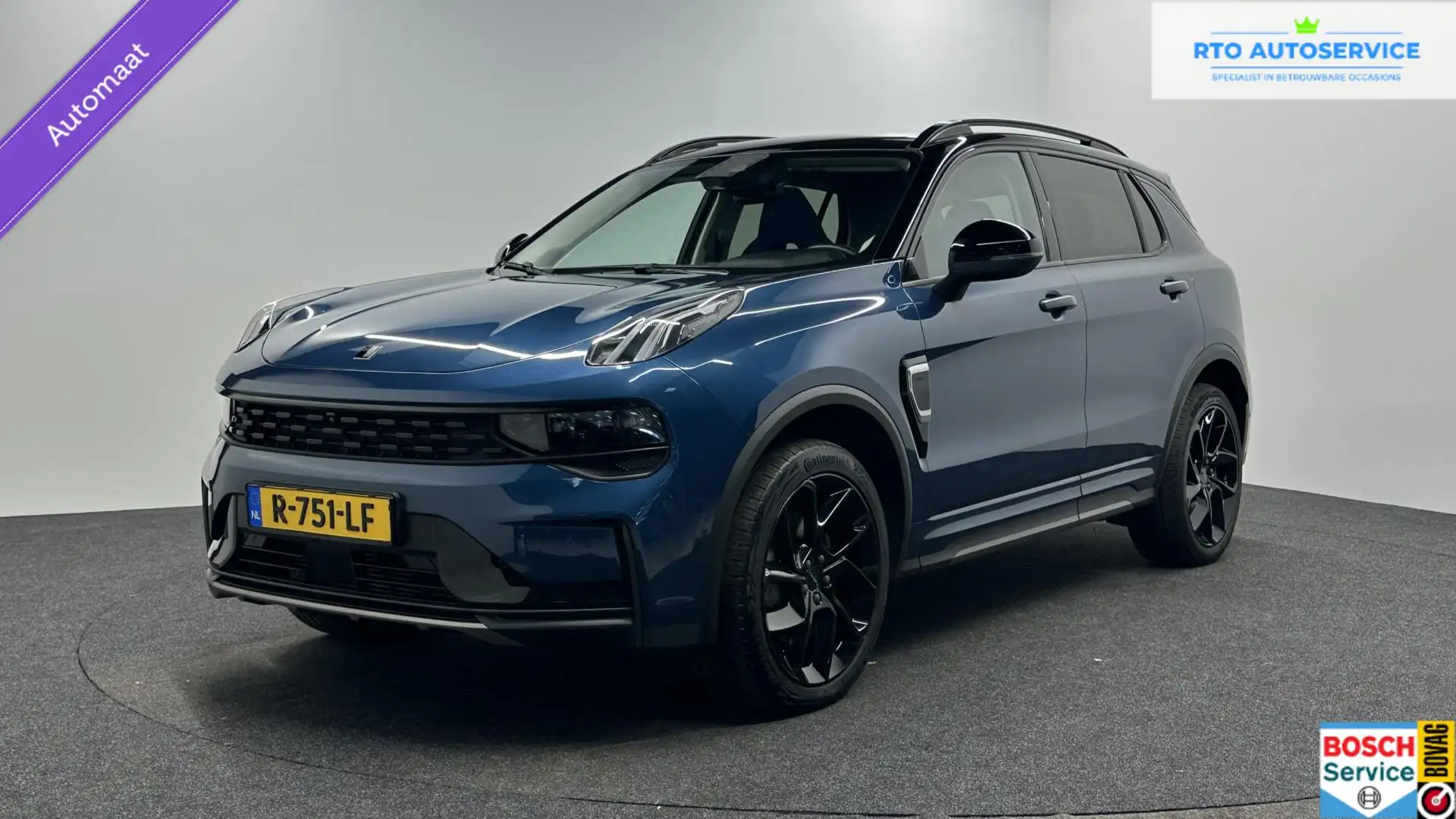 Lynk & Co 01 1.5 PANO-APPLECARPLAY ZWARTE VELGEN + STRIPING Azul - 1