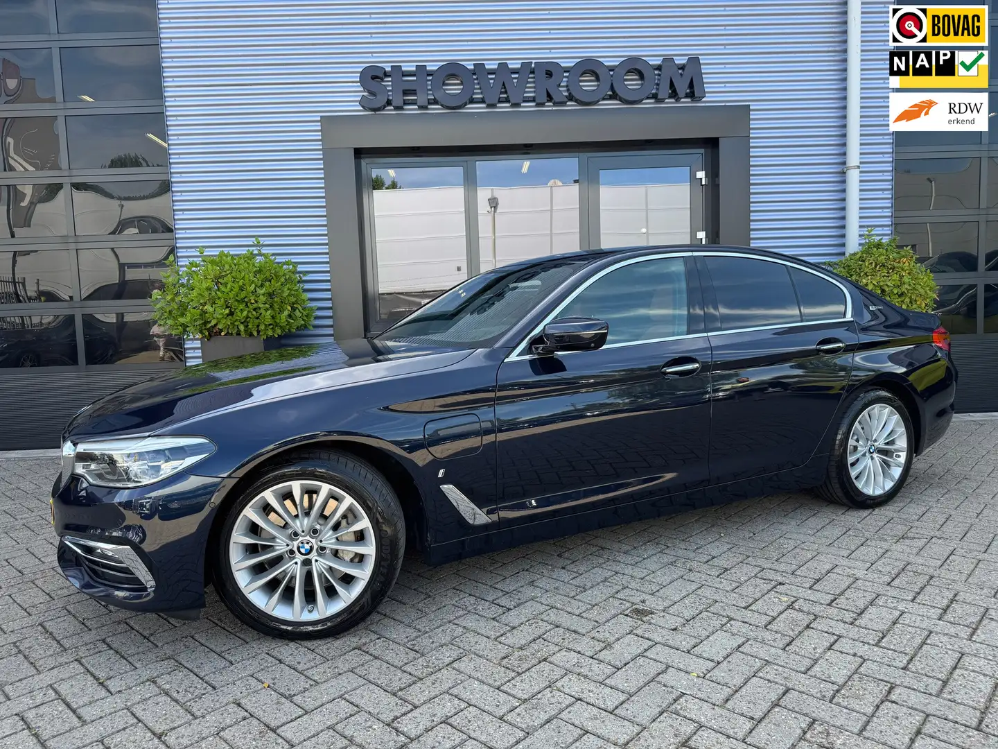 BMW 530 5-serie 530e iPerformance High Executive Automaat| Blauw - 1