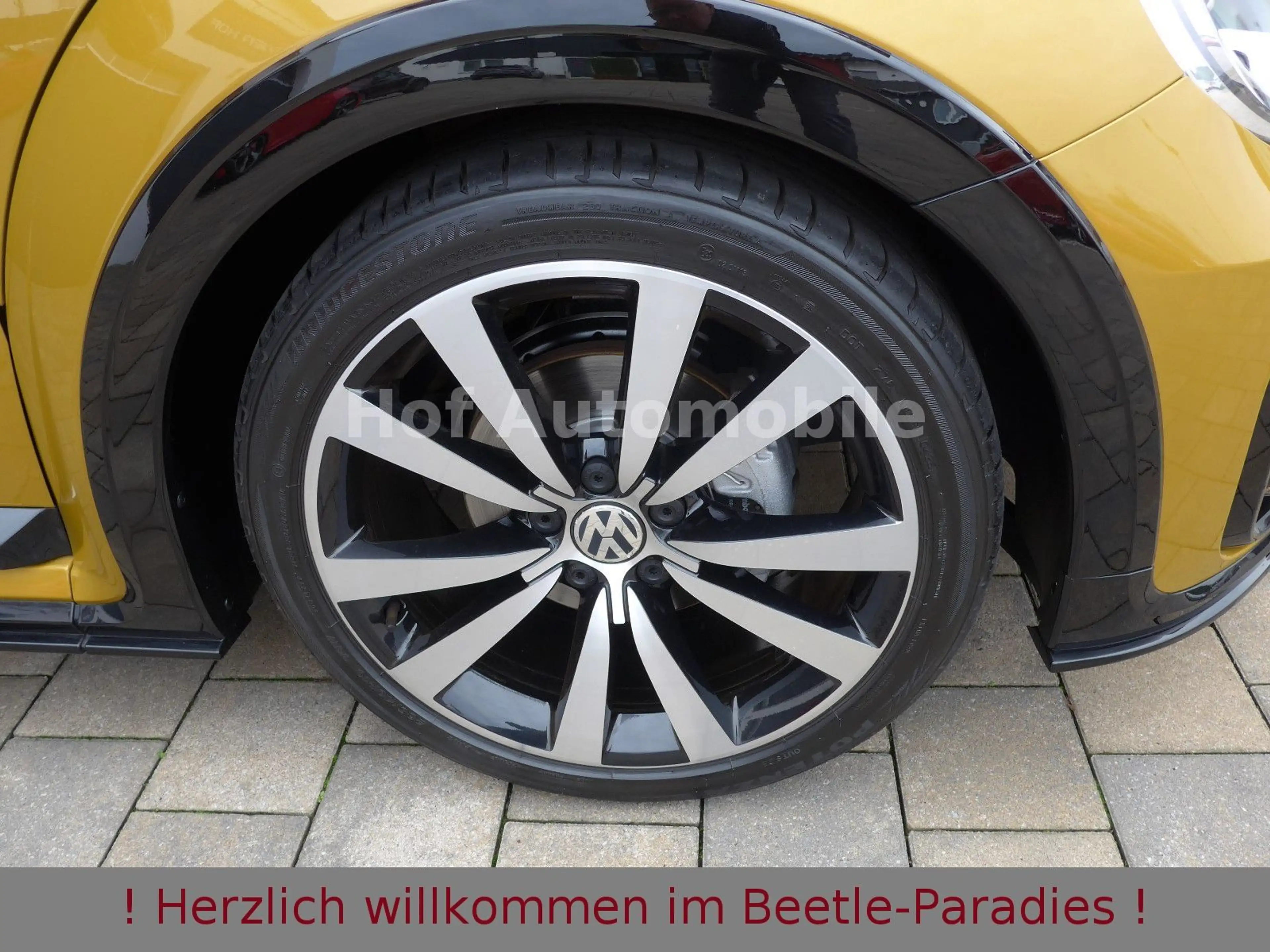Volkswagen Beetle 1.4TSI DSG R-Line Fender Kamera Color4Me — photo 10