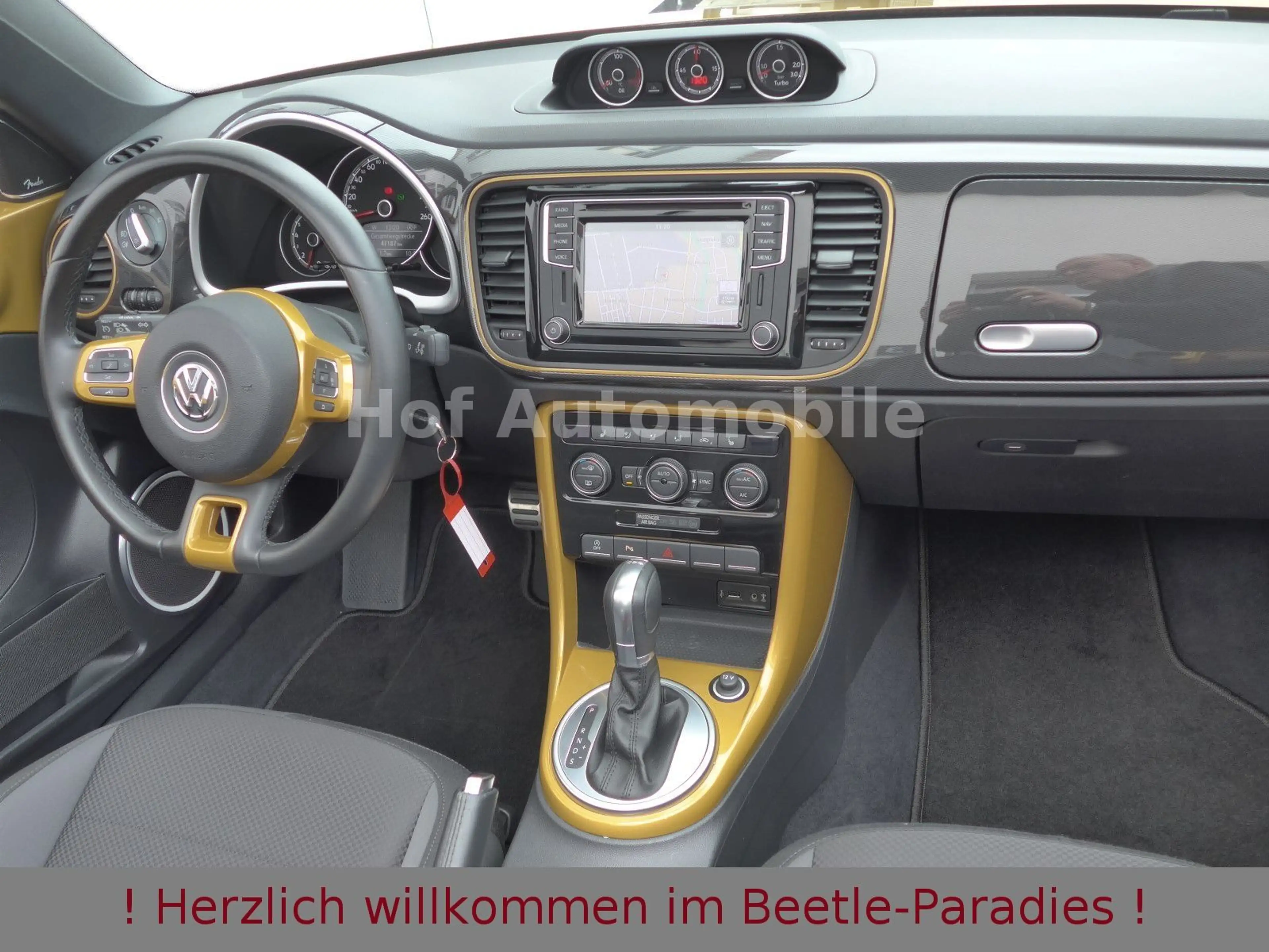Volkswagen Beetle 1.4TSI DSG R-Line Fender Kamera Color4Me — photo 11