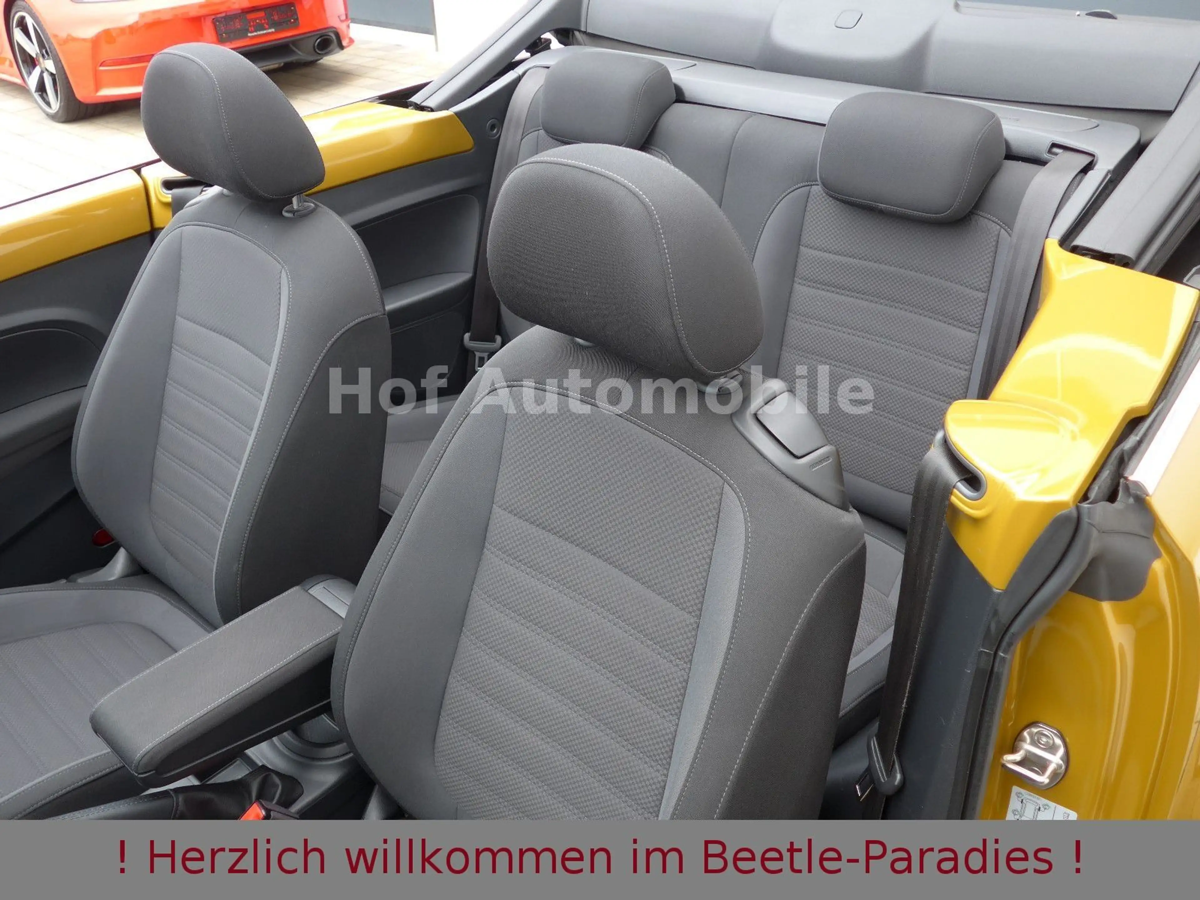Volkswagen Beetle 1.4TSI DSG R-Line Fender Kamera Color4Me — photo 12