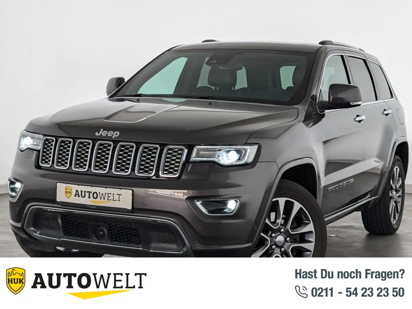 Jeep Grand Cherokee Grand Cherokee 3,0 CRD Overland XENON+LEDER+NAVI S Šedá - 1