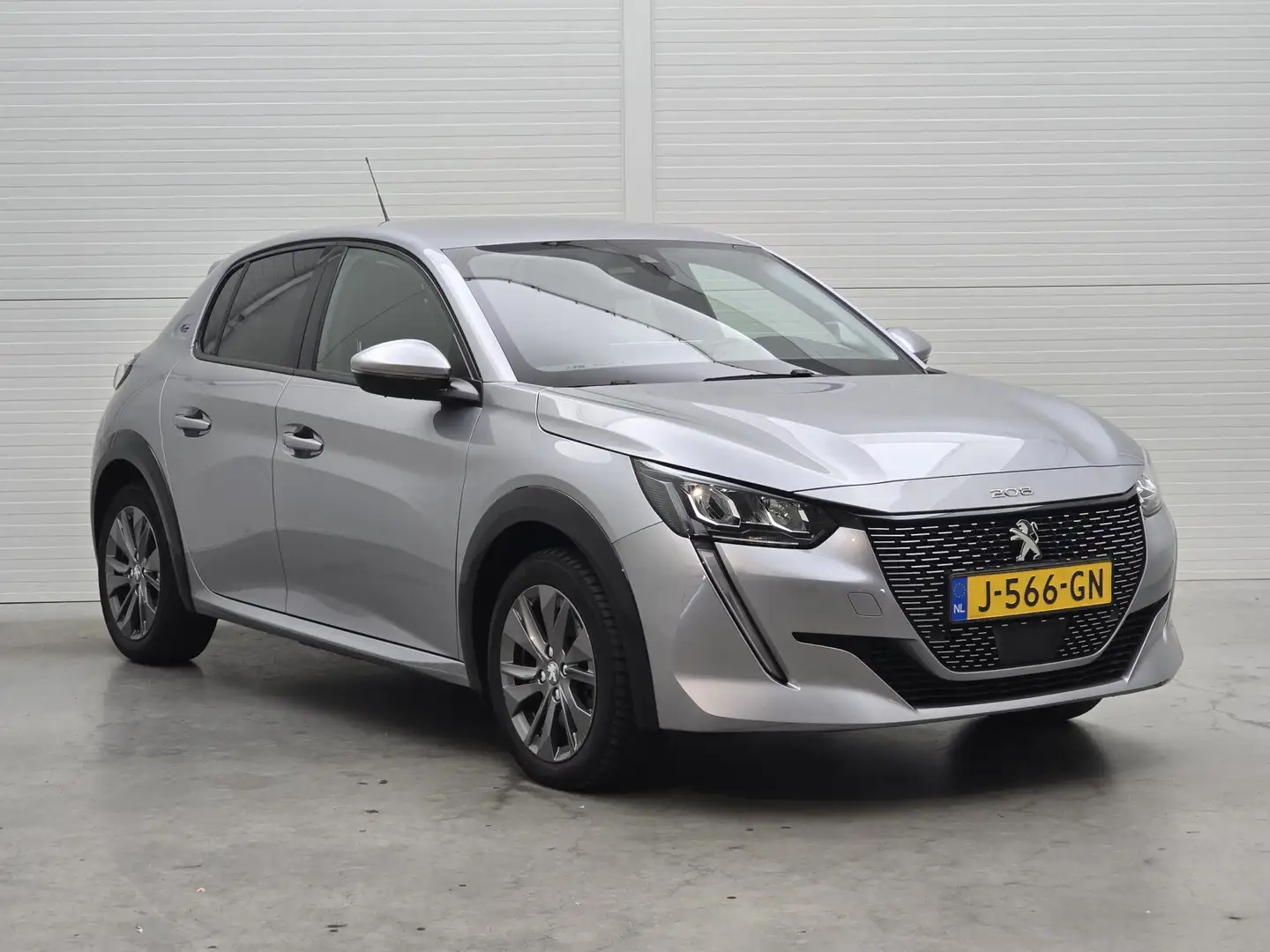 Peugeot e-208 EV Allure 50 kWh | Camera | Navi | Acc |* Grau - 2