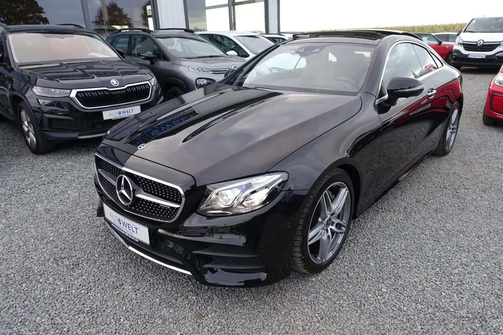 Mercedes-Benz E 220 CDI Coupé Aut.AMG LED LEDER 360° APP BUR Noir - 2