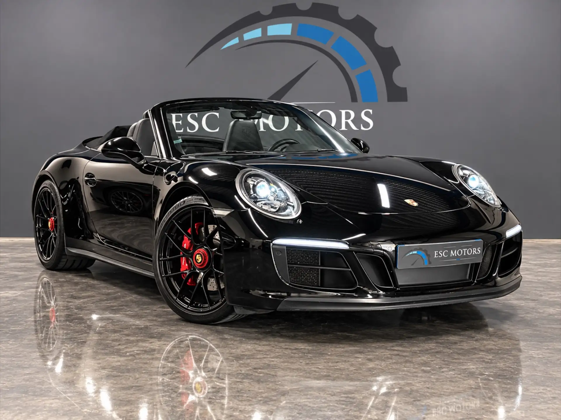 Porsche 911 911 Carrera 4 GTS Coupe 2018 검정 사진 1