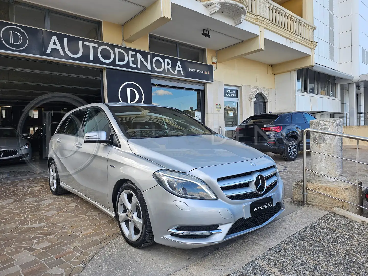 Mercedes-Benz B 200 cdi (be) Premium#AUTO#NAVI#LED#XENO Argento - 1