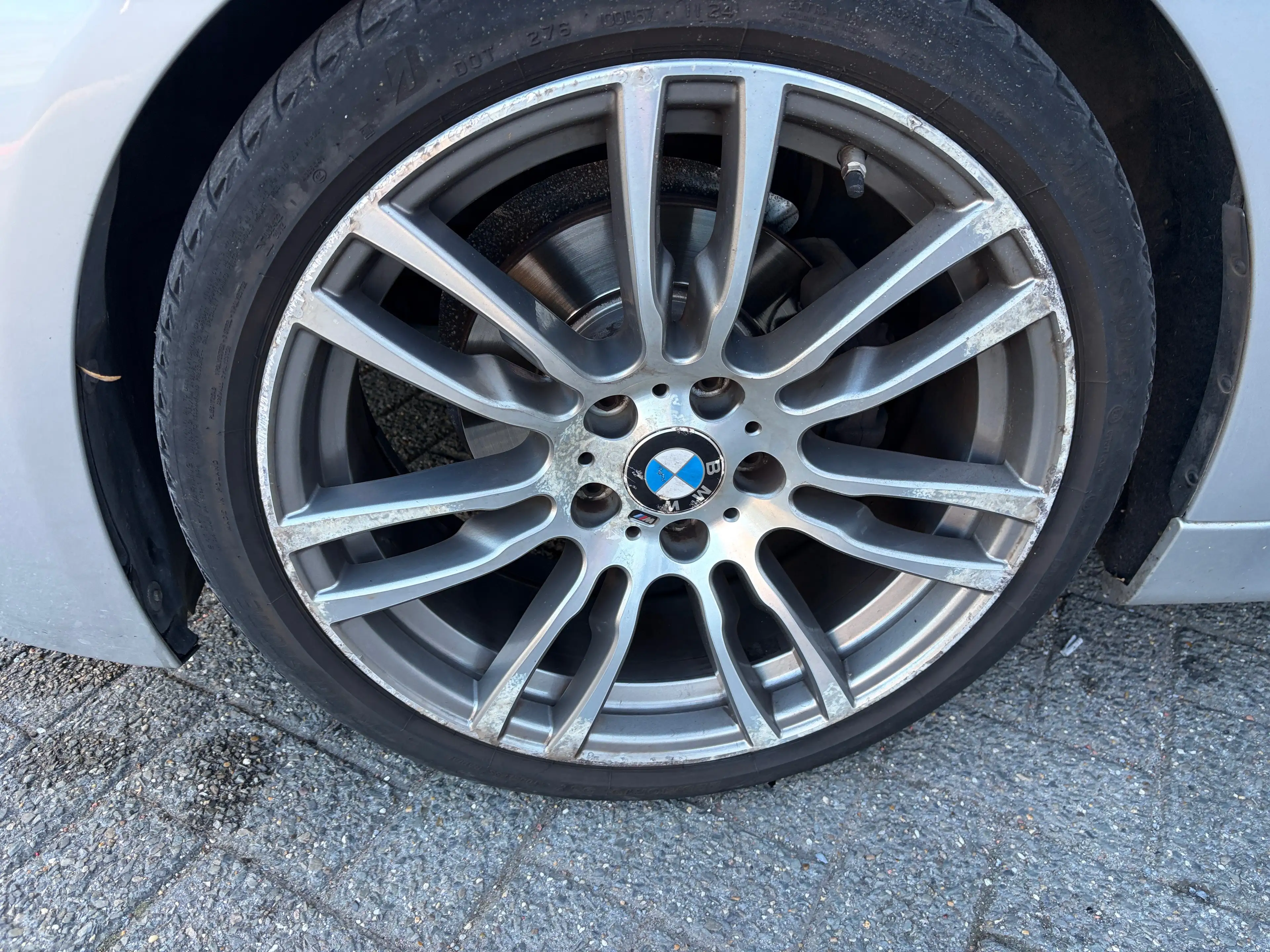 BMW 318 Touring 318 dA pack m — photo 11