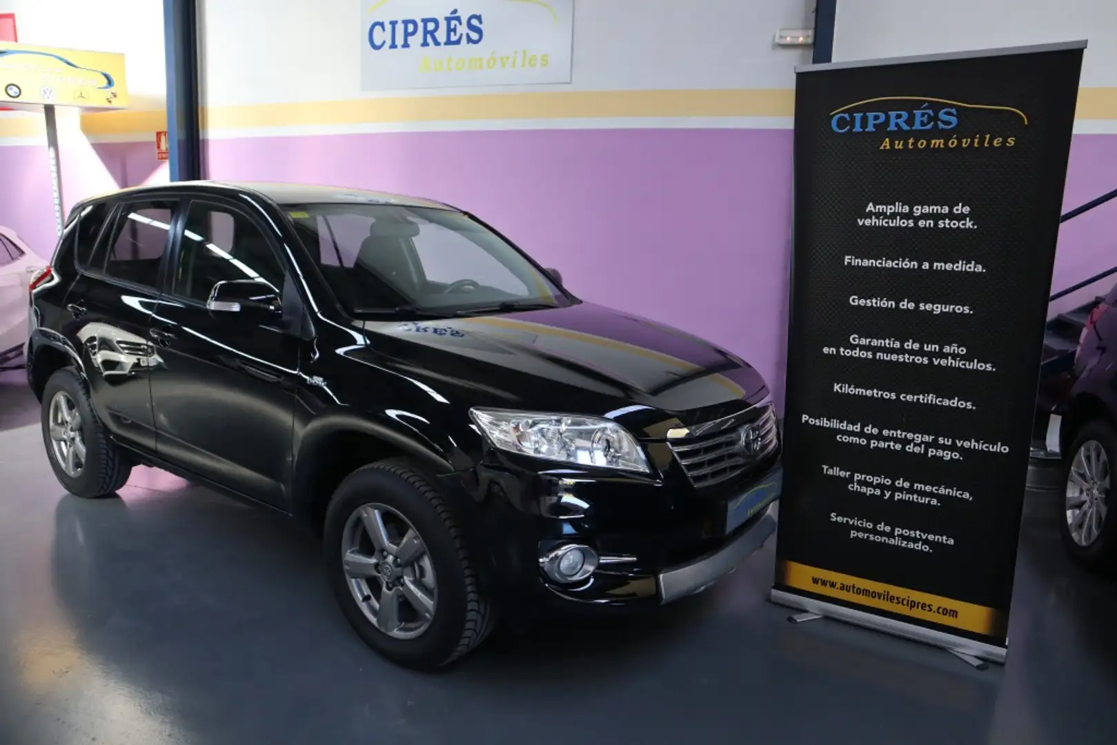 Toyota RAV 4 2.2D-CAT Executive 4x4 CS AutoDrive Nero - 1