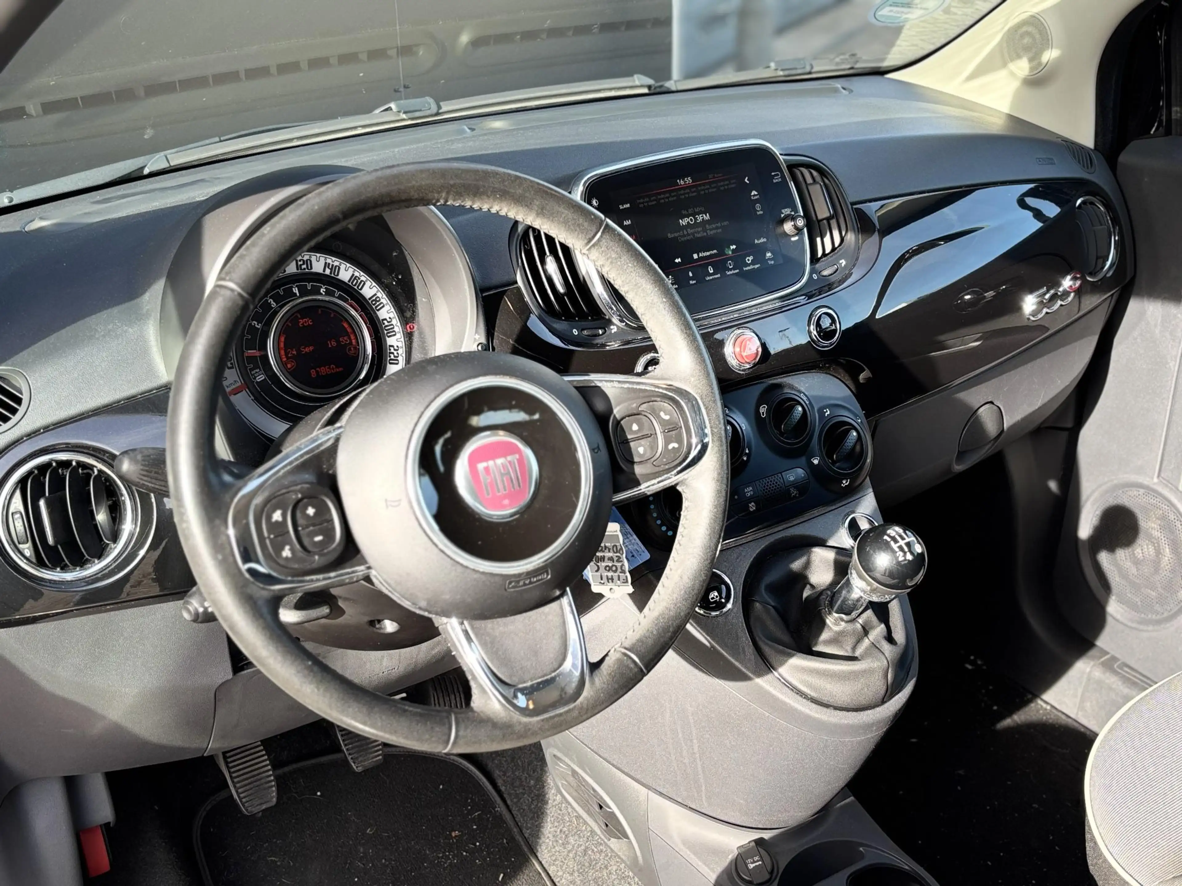 Fiat 500C 0.9 TwinAir Turbo Lounge — photo 4