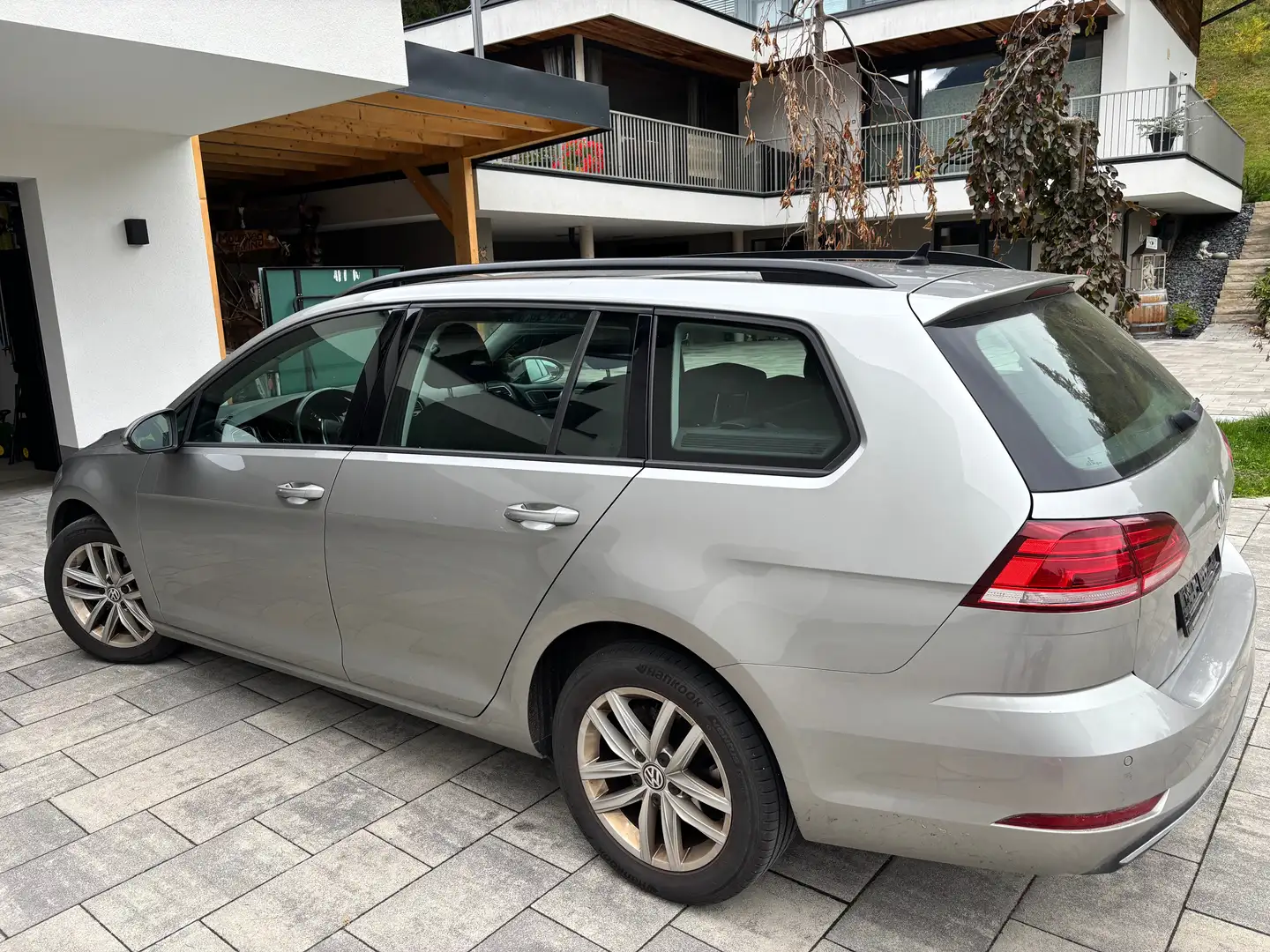 Volkswagen Golf Variant Golf Variant Comfortline 1,6 TDI DSG Comfortline Grau - 1