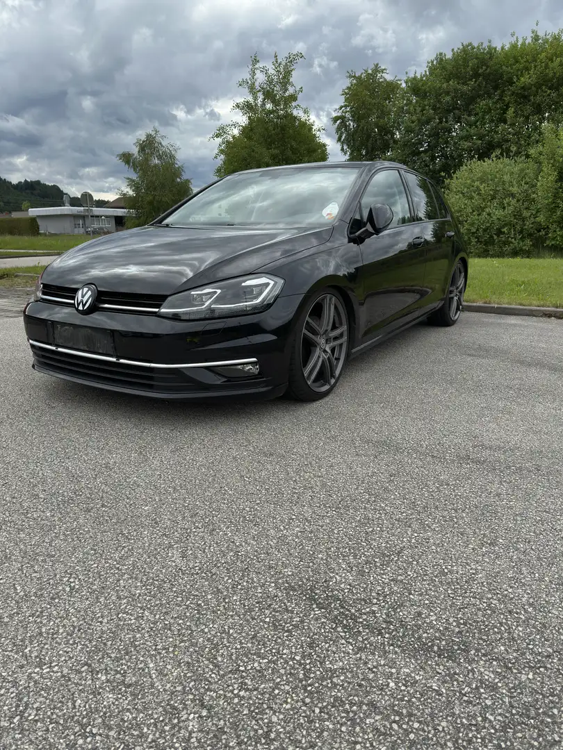 Volkswagen Golf 2,0 TDI DSG Schwarz - 2