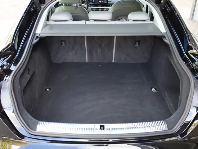 Audi A5 view 12
