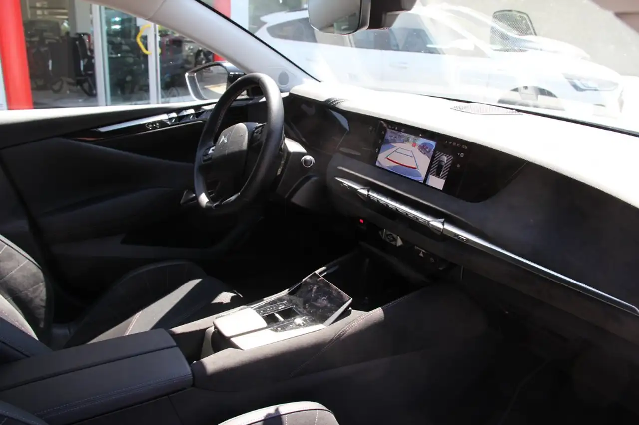 DS Automobiles DS 4 2024
