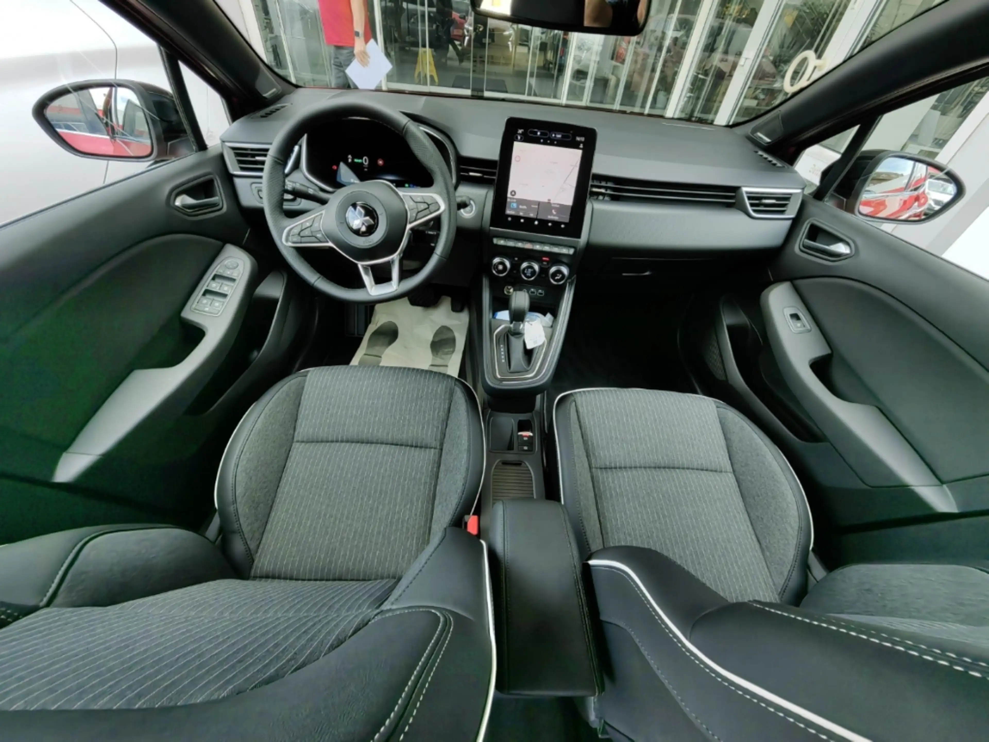 Mitsubishi Colt PLUS 1,0 LED Sitzheiz Lenkradheiz Kamera — photo 8