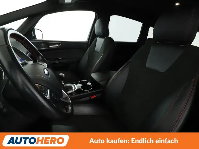 Ford S-Max view 10