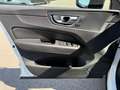 Volvo XC60 R Design AWD*LED*Leder*KeylessGo* Weiß - thumbnail 8