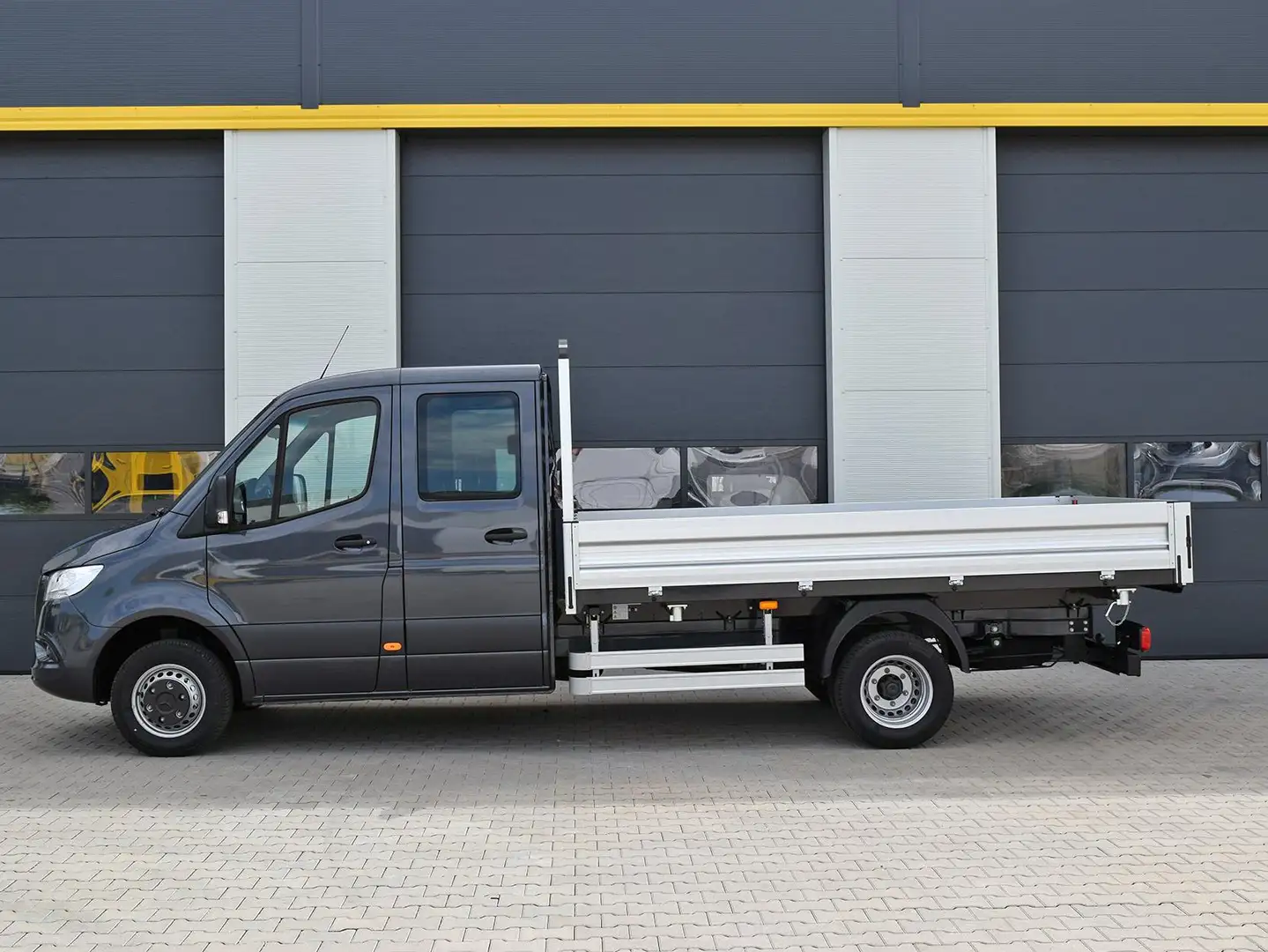 Mercedes-Benz Sprinter 519 CDI 5T SOFORT * AHK/Klima/9G-TRONIC Grau - 2