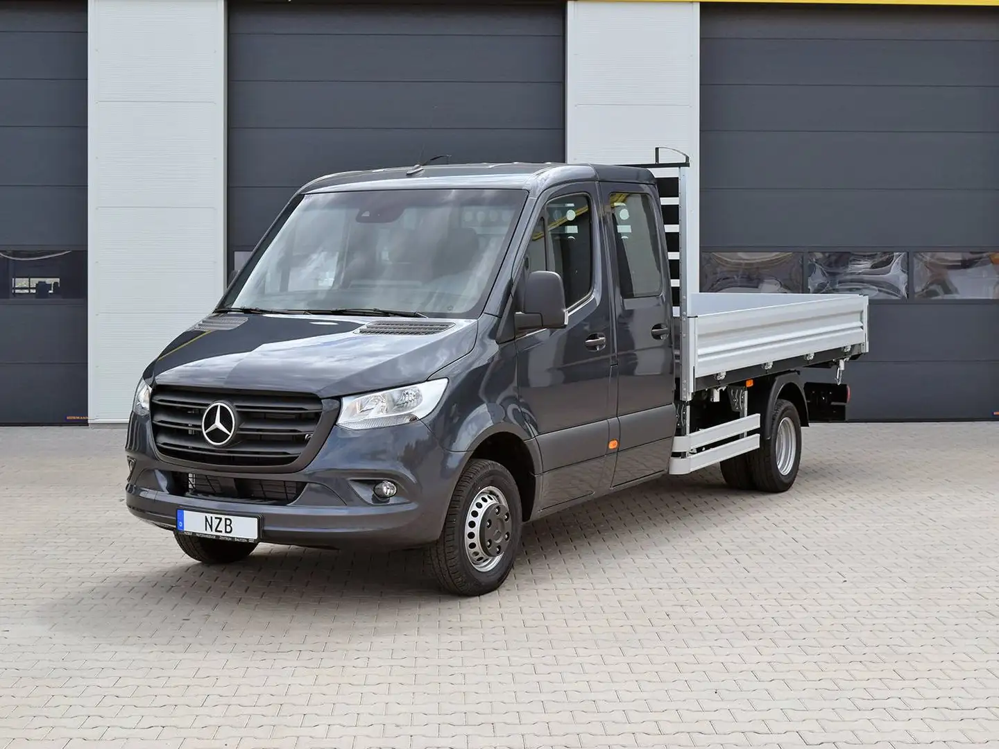 Mercedes-Benz Sprinter 519 CDI 5T SOFORT * AHK/Klima/9G-TRONIC Grau - 1