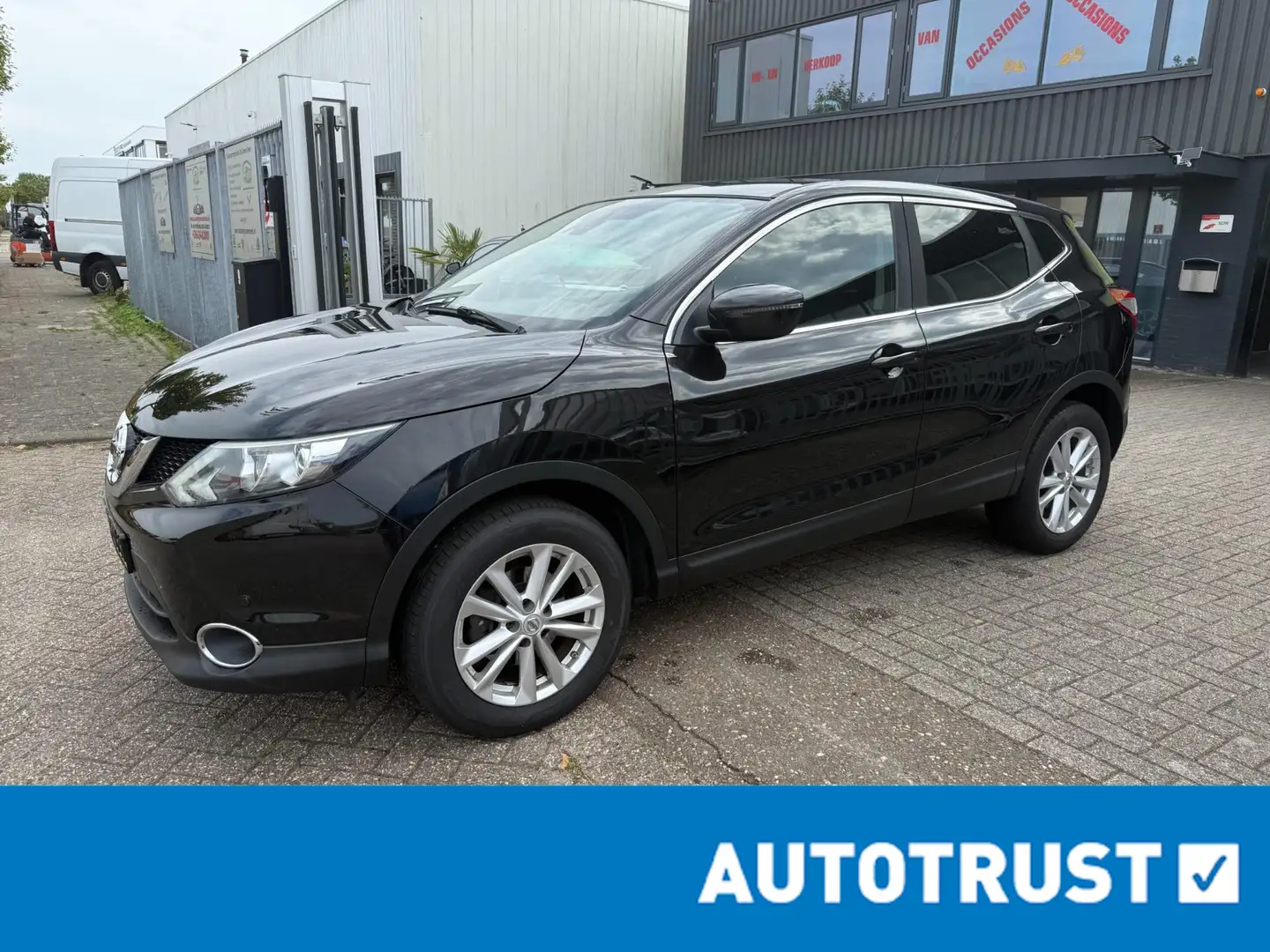 Nissan Qashqai 1.2 Business Edition Zwart - 2