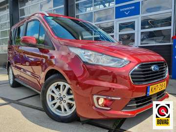Compact 1.0 Titanium 33.000 KM. / NAVI / CAMERA /
