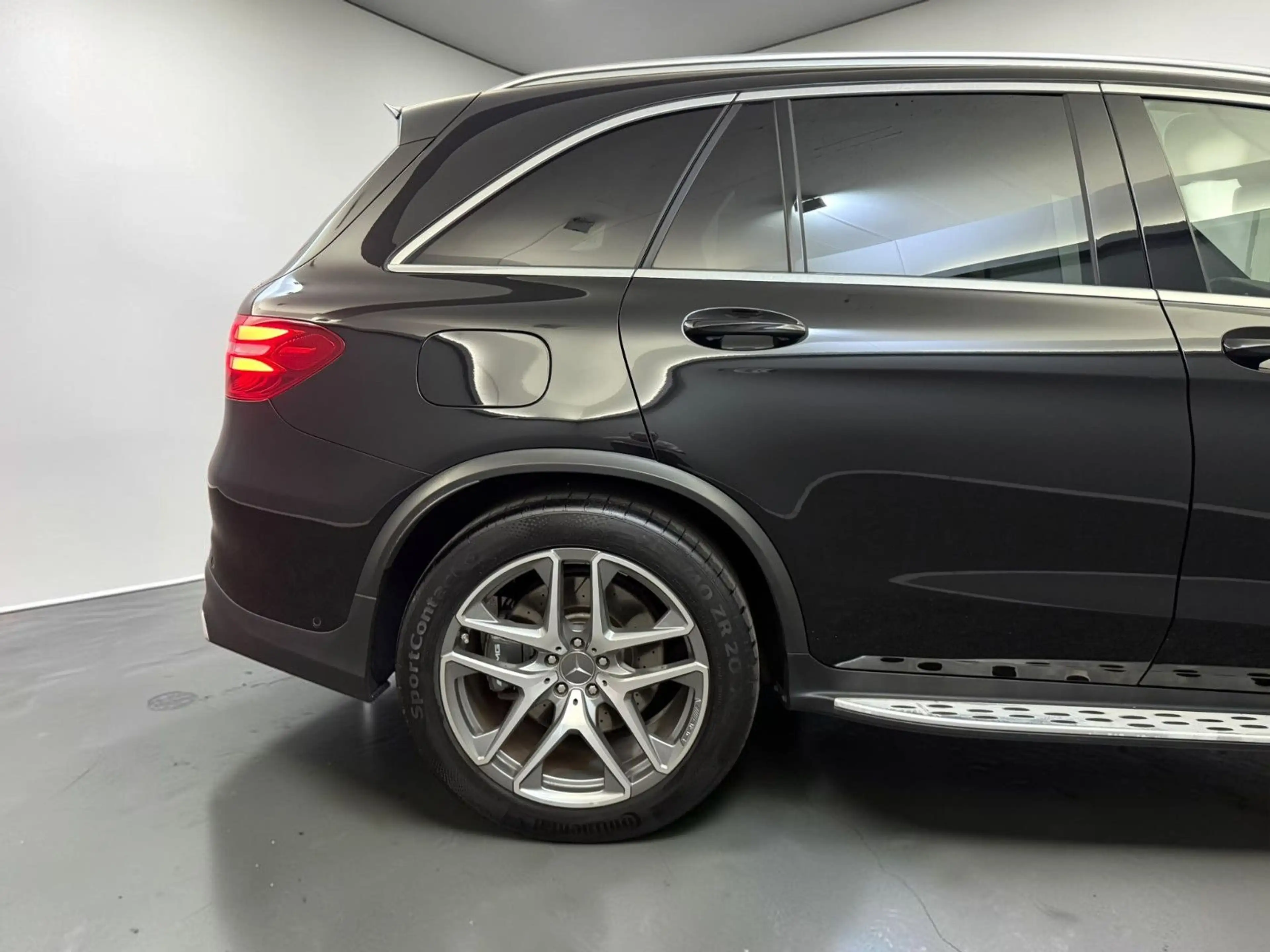 Mercedes-Benz GLC 63 AMG 4M*68 TKM*PANO*ACC*MEMO*TRITTBRETT — photo 9