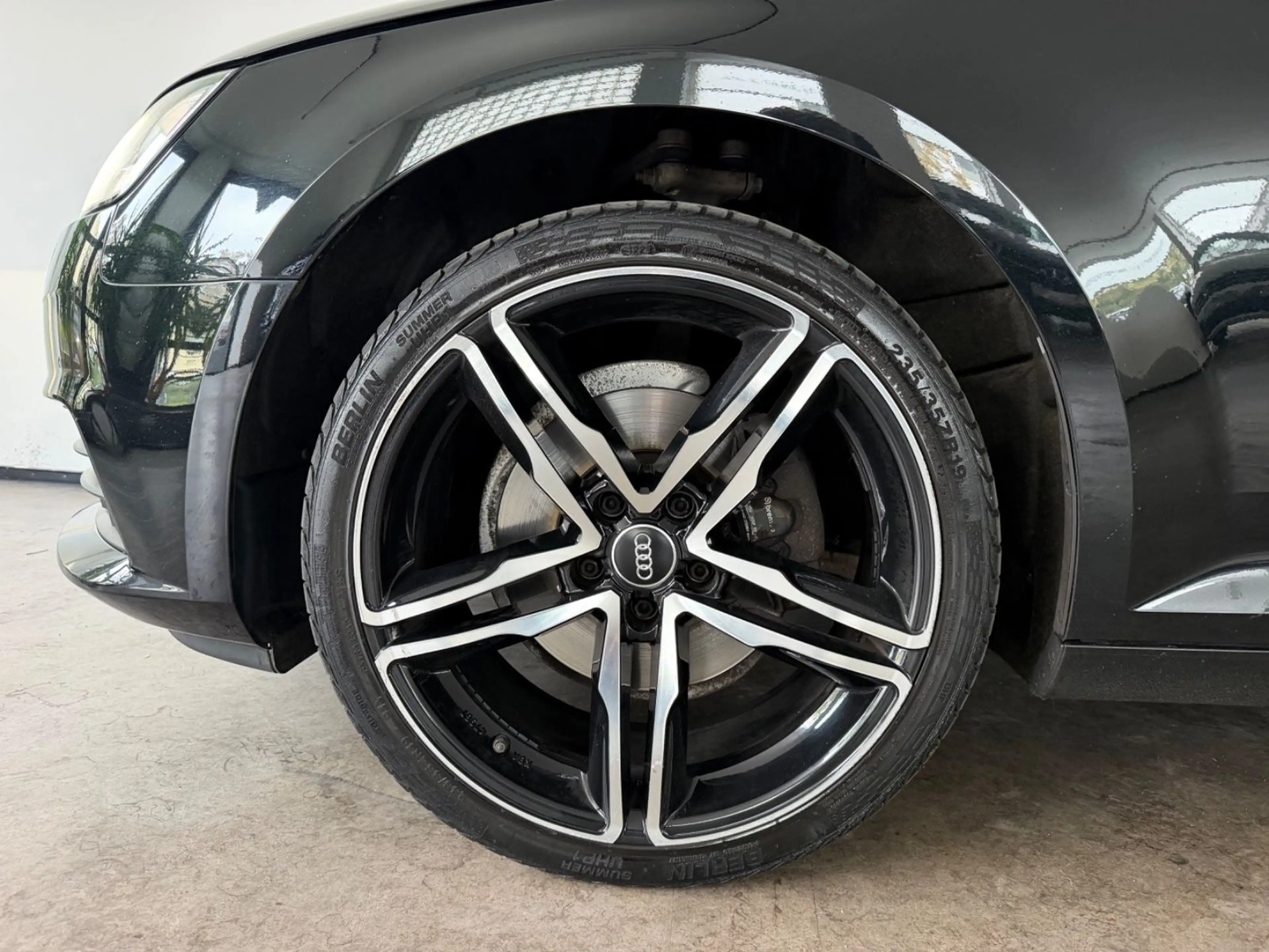 Audi A4 Lim. basis Xenon AHK 2.Hand Temp PDC — photo 10