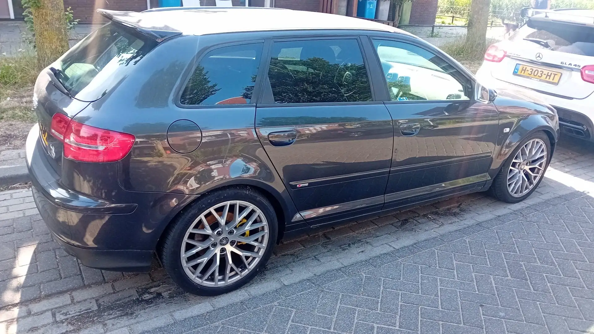 Audi A3 A3 2.0 TFSI Ambition Zilver - 2