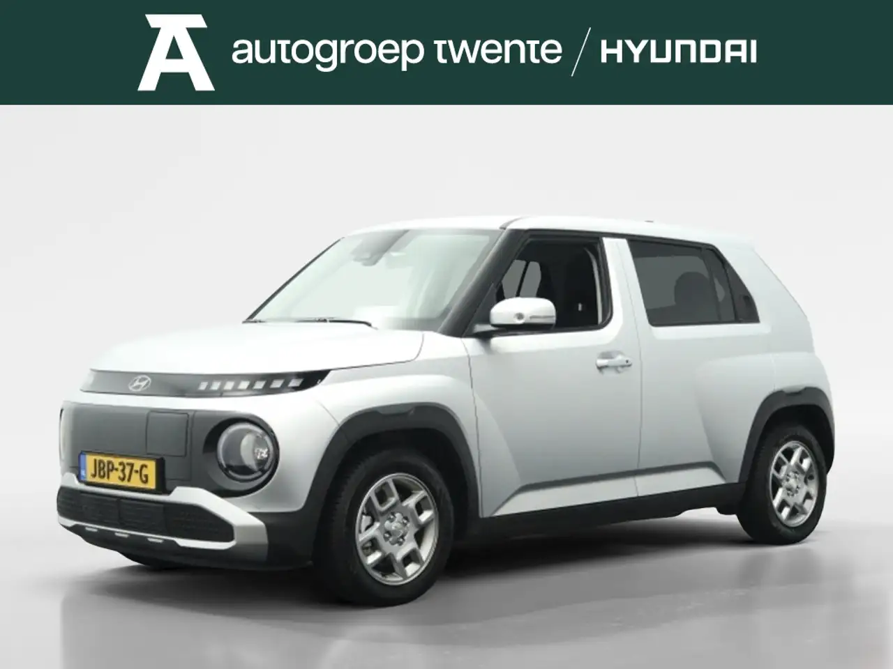 Hyundai Inster Pulse 49 kWh | All season | Private lease 429,- pe — photo 1 of 38