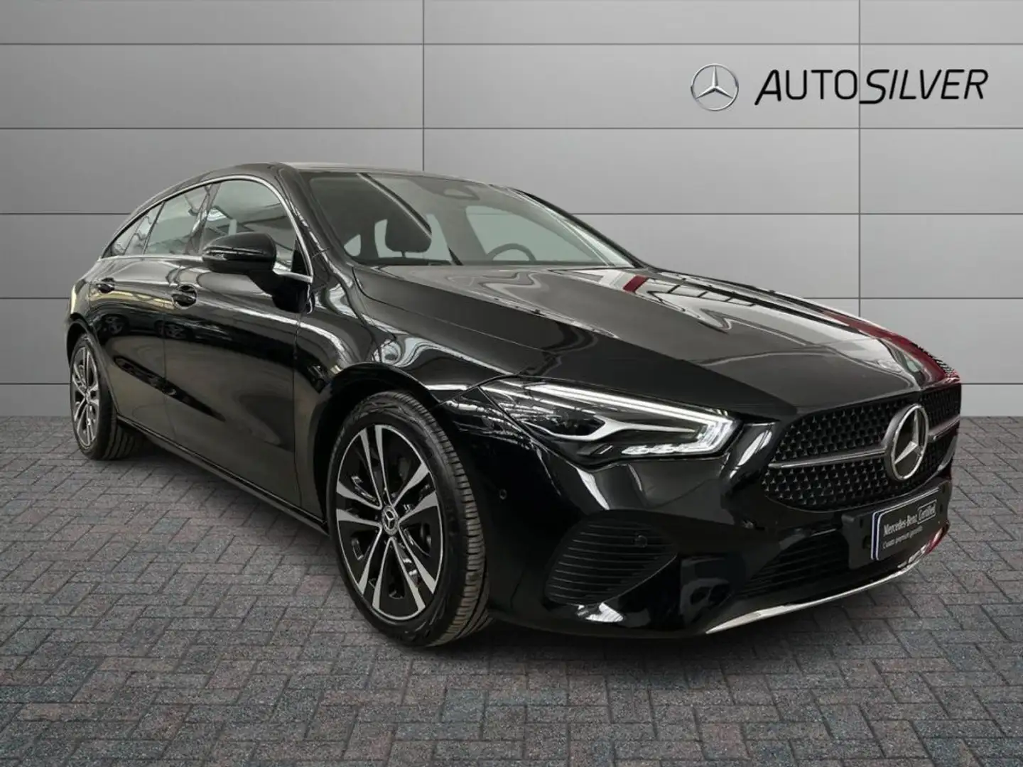 Mercedes-Benz CLA 180 d Automatic Shooting Brake Progressive Advanced Schwarz - 1