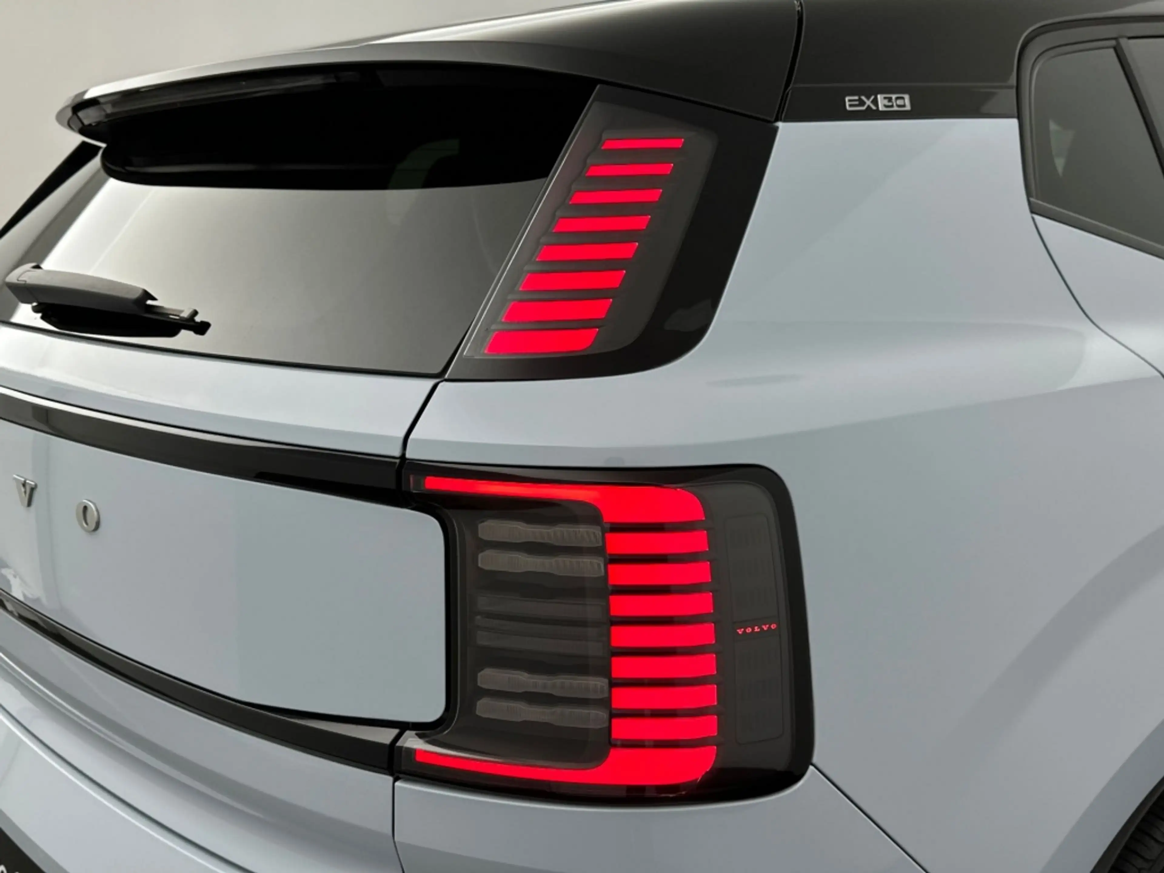 Volvo EX30 Extended Range Ultra 272PK/69kWh| Adap.Cruise| H&K — photo 12