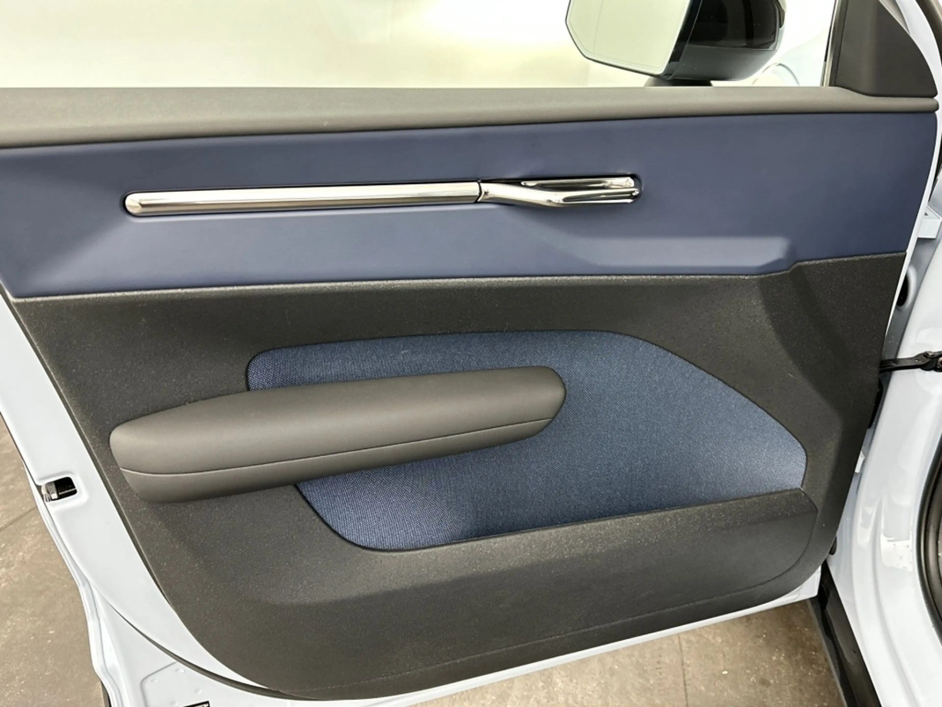 Volvo EX30 Extended Range Ultra 272PK/69kWh| Adap.Cruise| H&K — photo 16