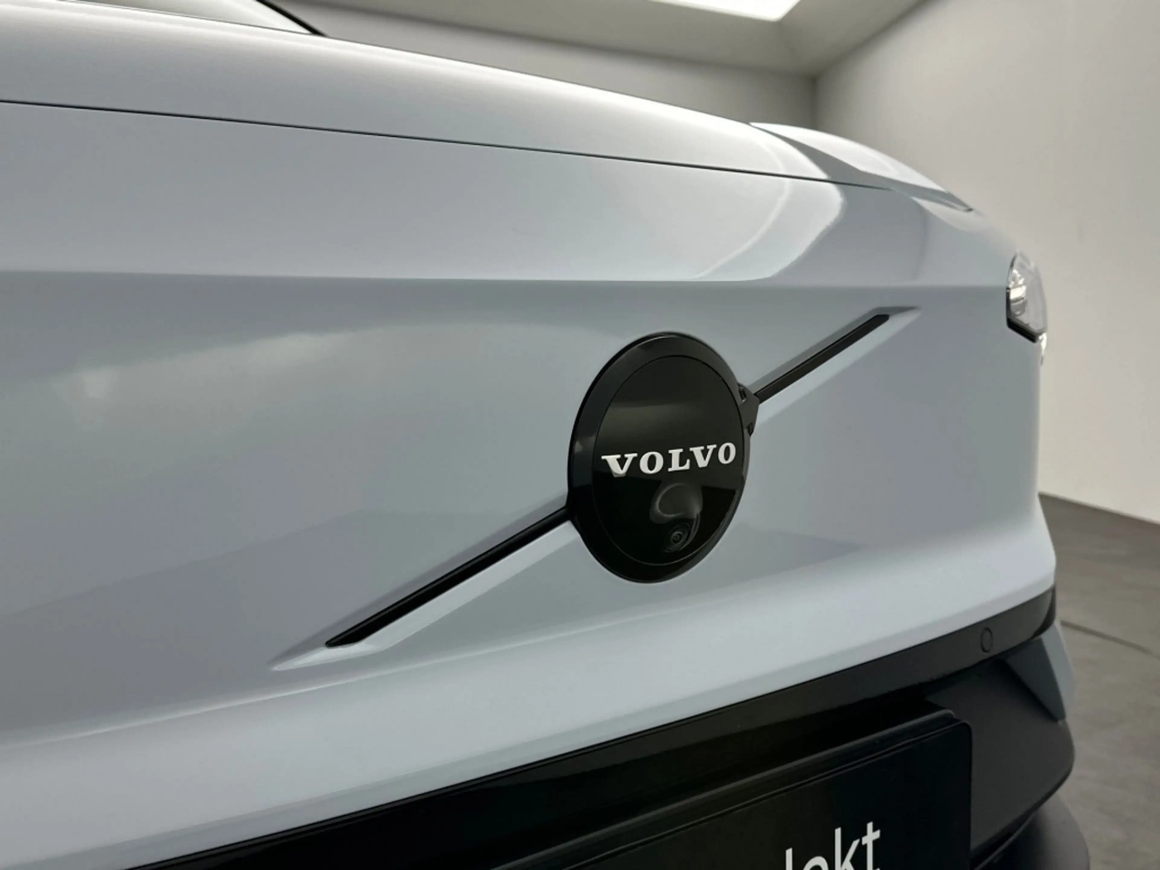 Volvo EX30 Extended Range Ultra 272PK/69kWh| Adap.Cruise| H&K — photo 11