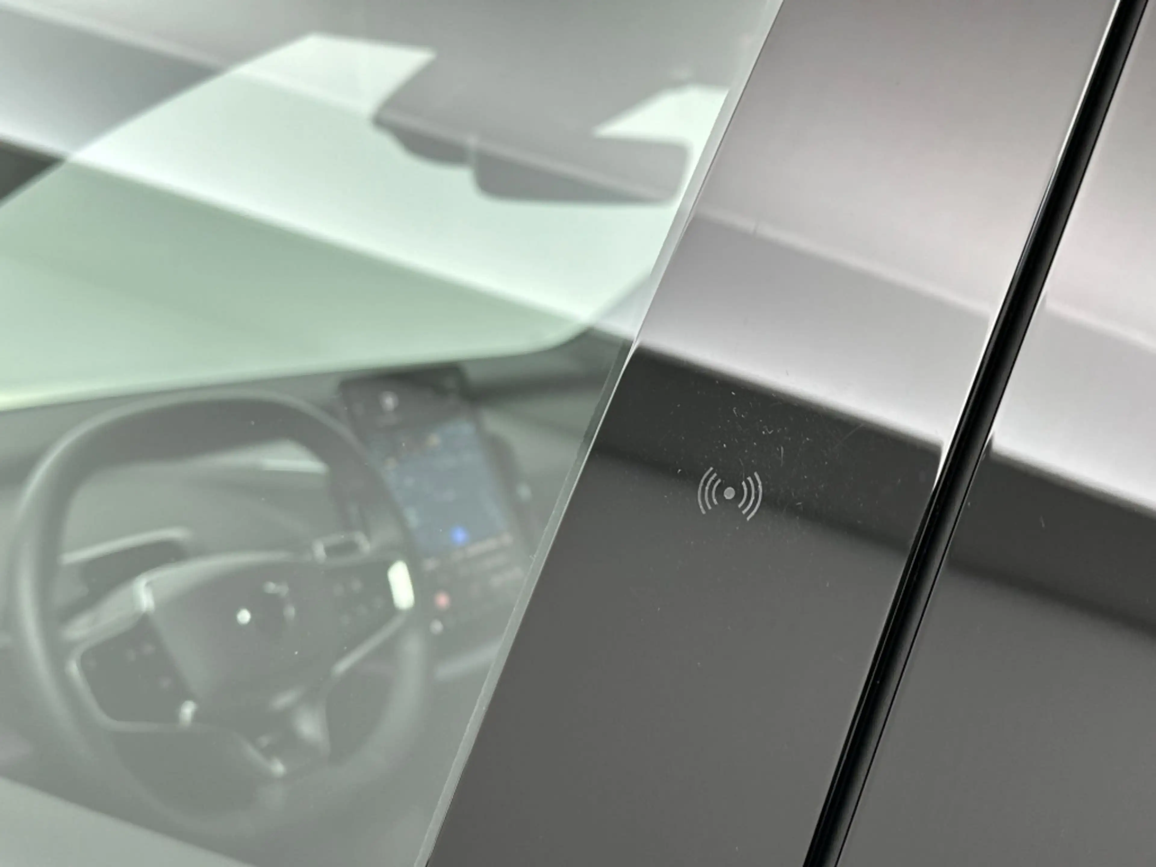 Volvo EX30 Extended Range Ultra 272PK/69kWh| Adap.Cruise| H&K — photo 14