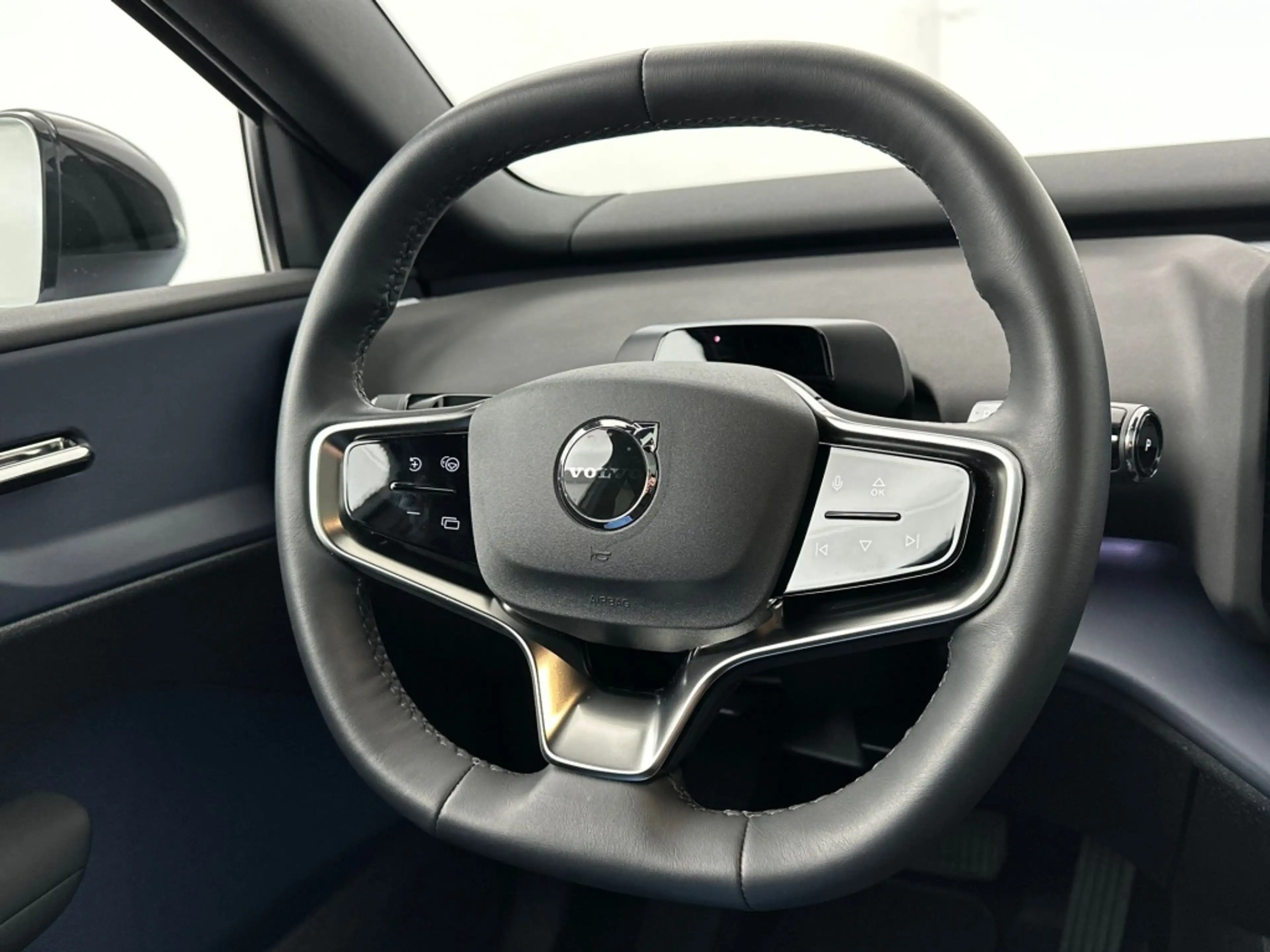 Volvo EX30 Extended Range Ultra 272PK/69kWh| Adap.Cruise| H&K — photo 25