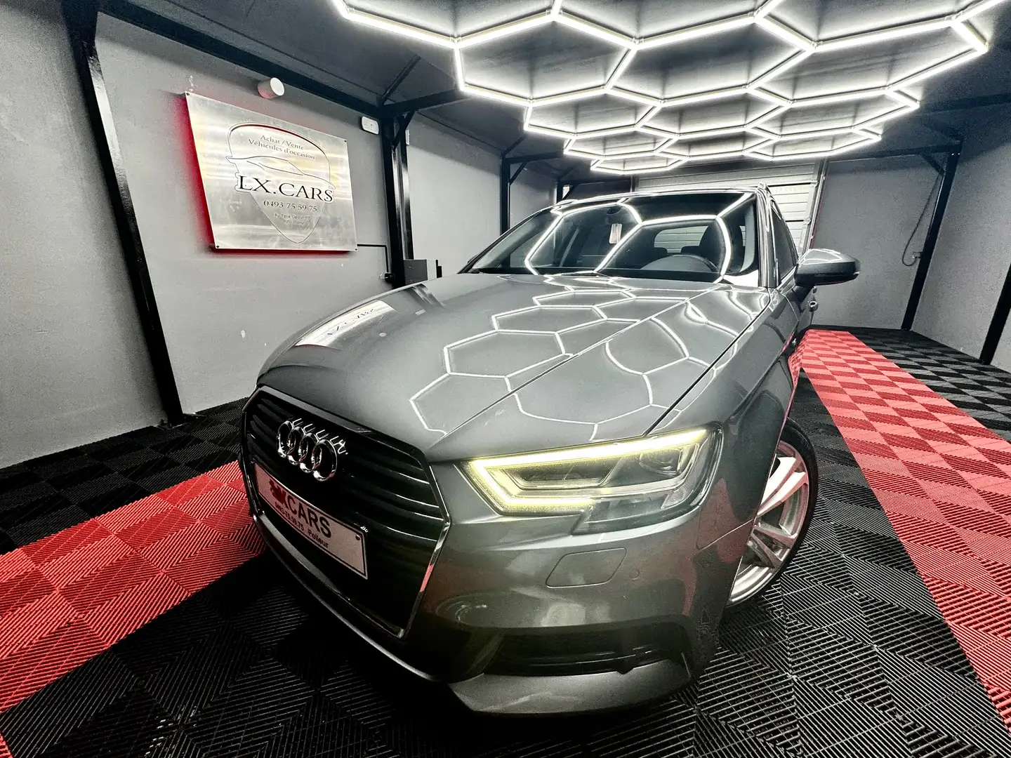 Audi A3 🔺AUDI A3*SLINE*XENON*LED*BOITE AUTO🔺 Grijs - 1