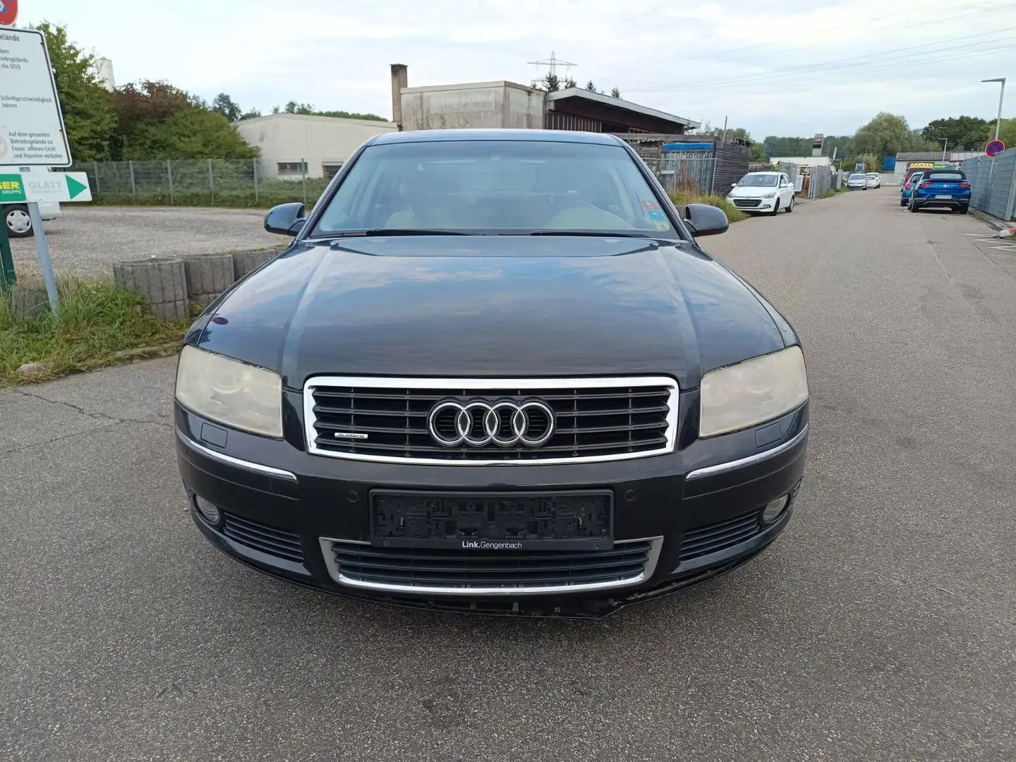 Audi A8 4.2 quattro Schwarz - 2