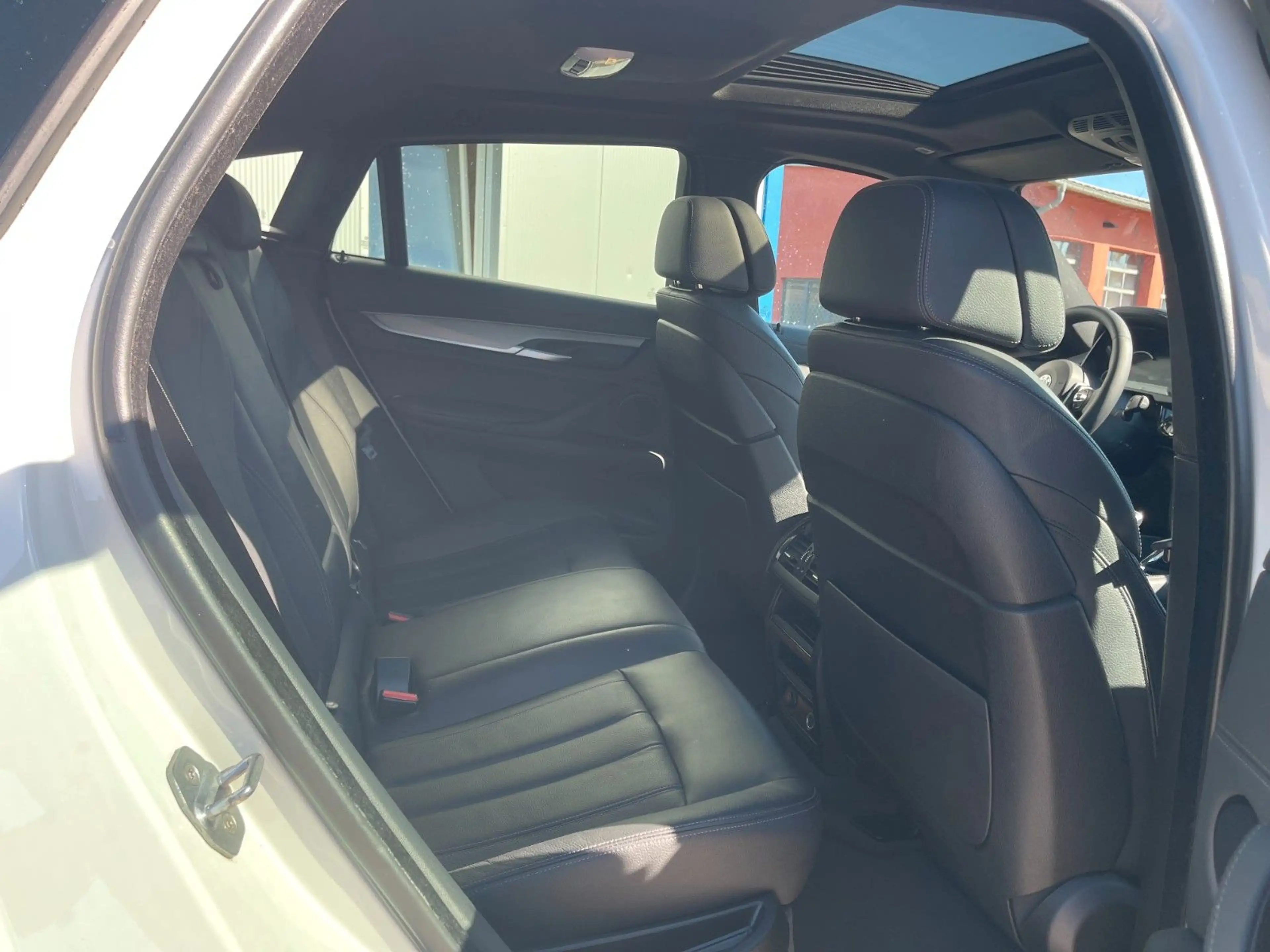 BMW X6 xDrive 30 d M Paket — photo 11