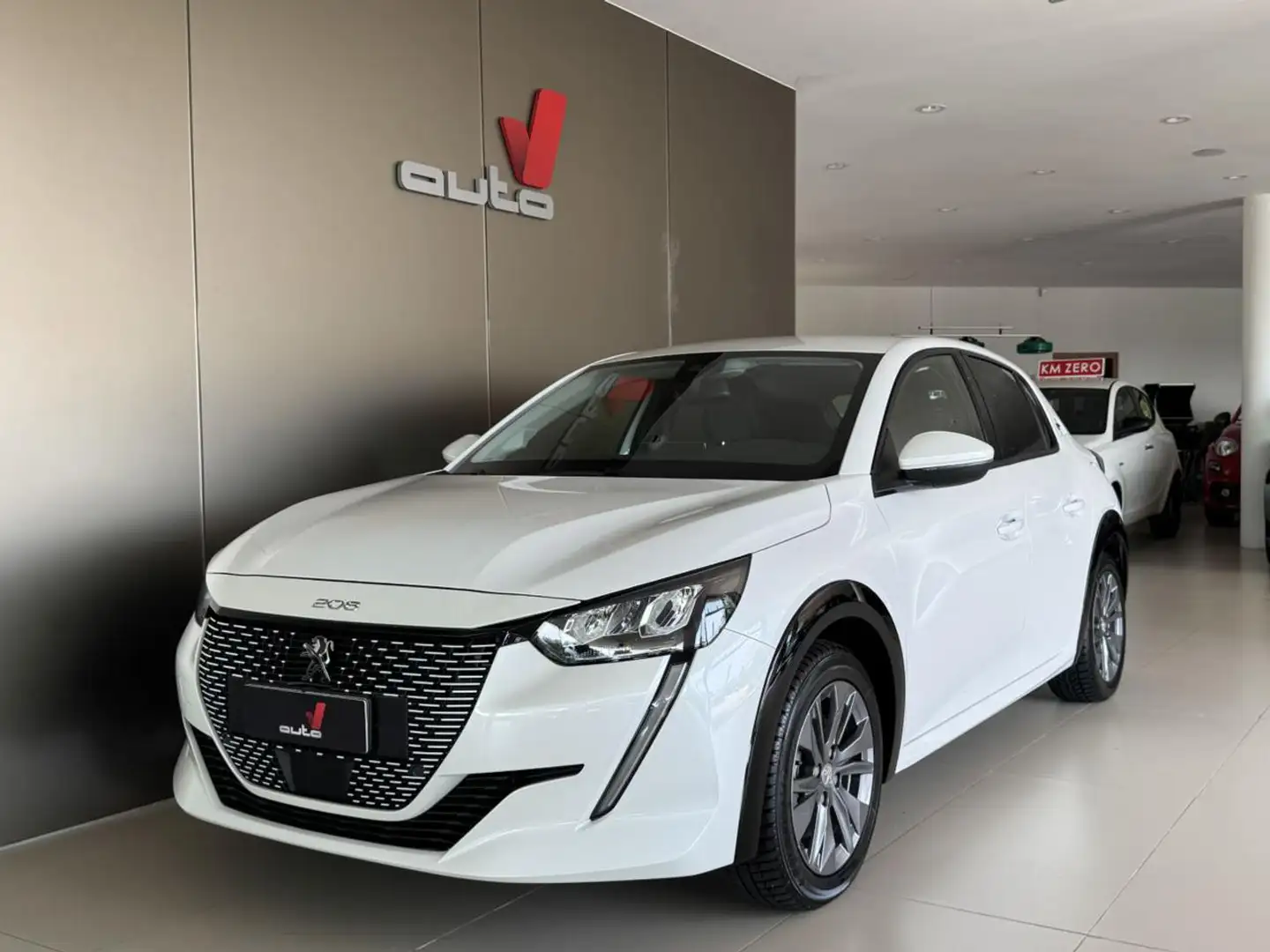 Peugeot 208 motore elettrico 136 CV 5 porte Allure Blanc - 2