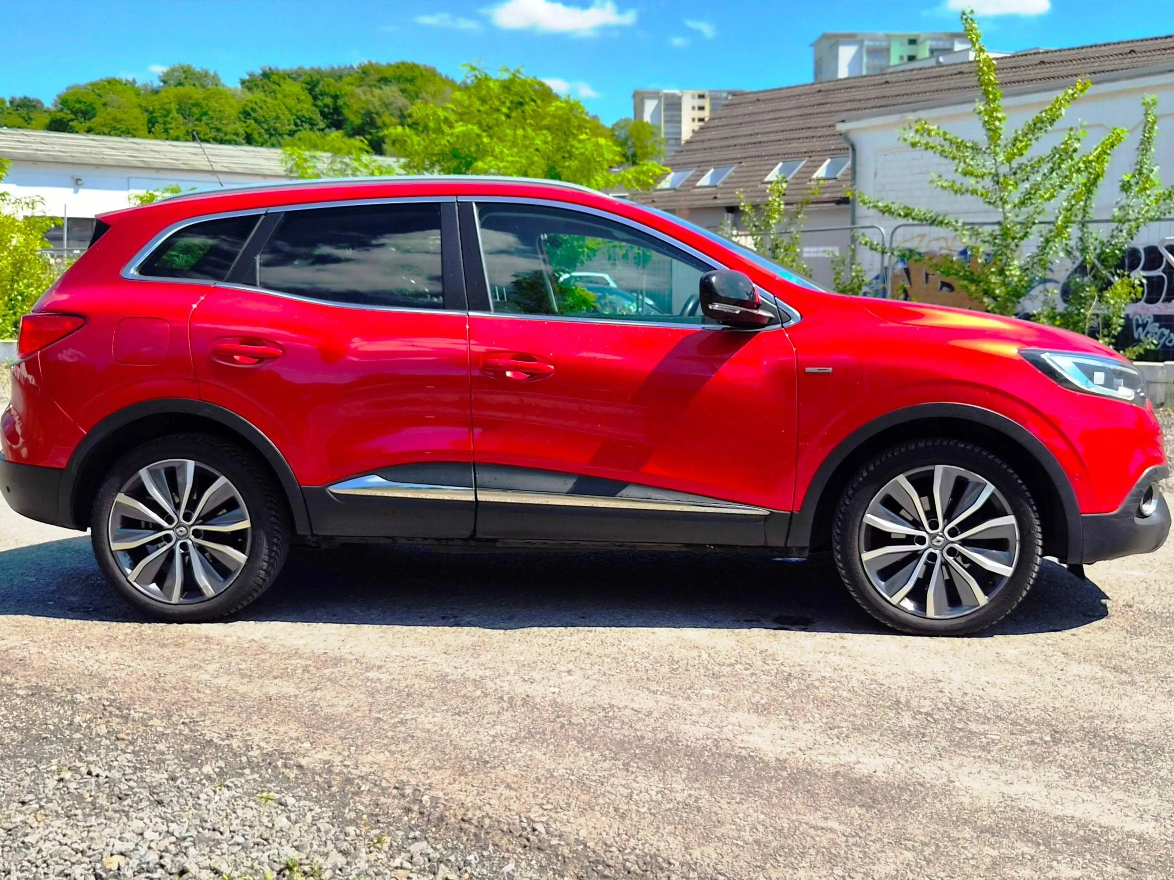 Renault Kadjar Bose Edition/2Hand/Teilleder/Panoramadach/Anhängerkupplung /Navi/Kamera/Allwetterreifen/ — photo 8