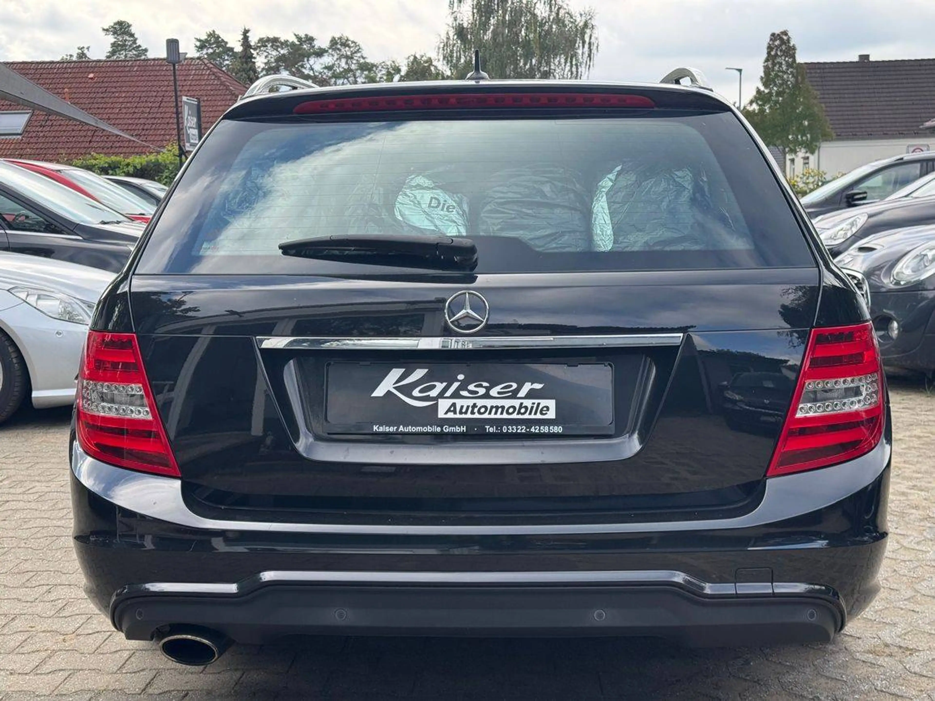 Mercedes-Benz C 200 AMG Paket-Facelift-Scheckheft-Top Extras/Ausstattung — photo 7
