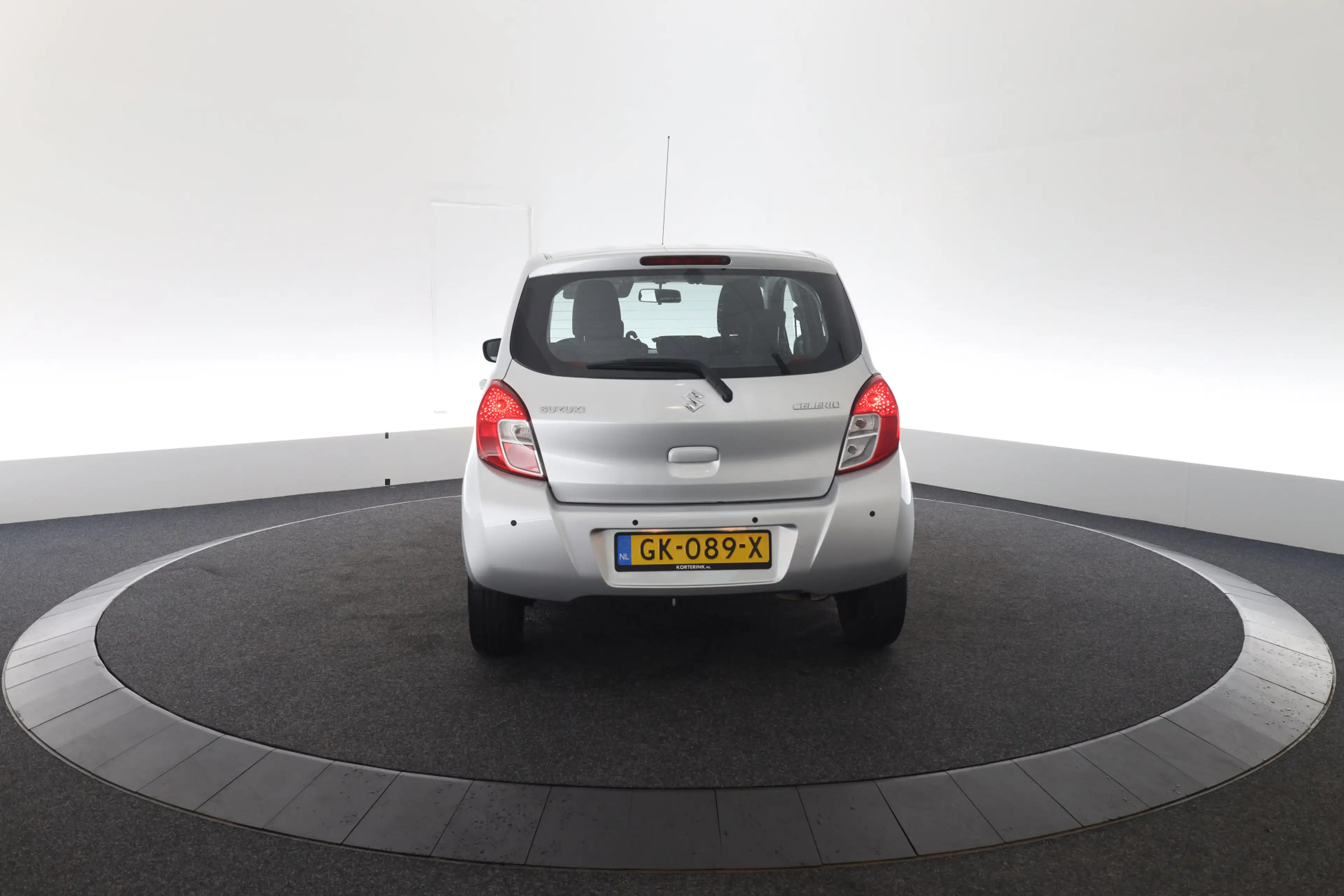 Suzuki Celerio 1.0 Comfort — photo 10