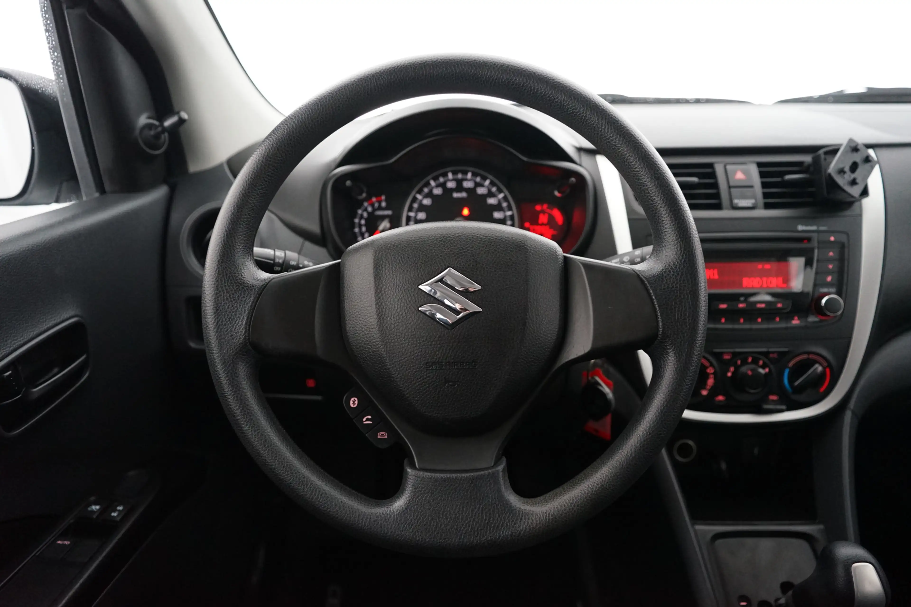 Suzuki Celerio 1.0 Comfort — photo 13