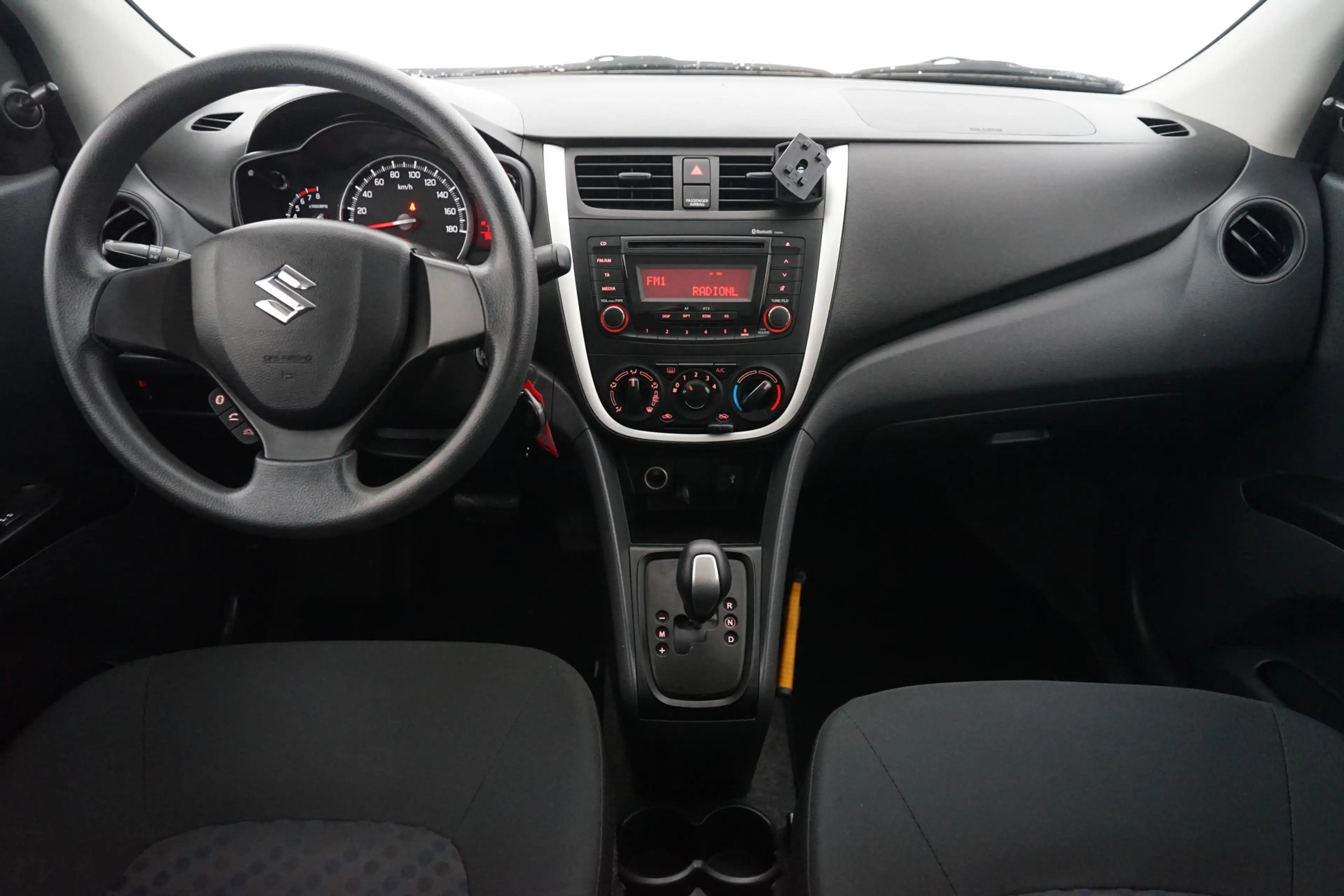 Suzuki Celerio 1.0 Comfort — photo 2