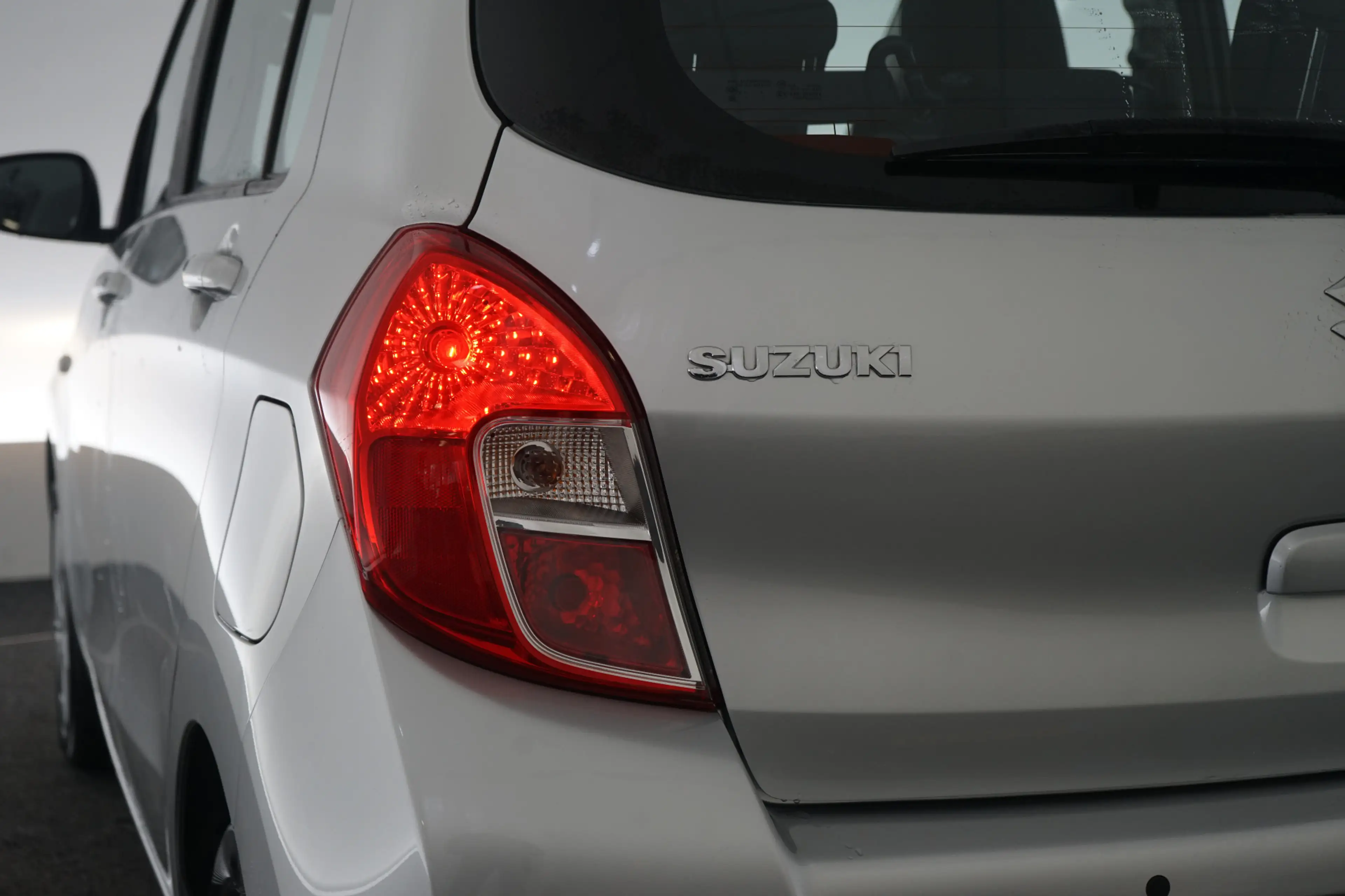 Suzuki Celerio 1.0 Comfort — photo 11