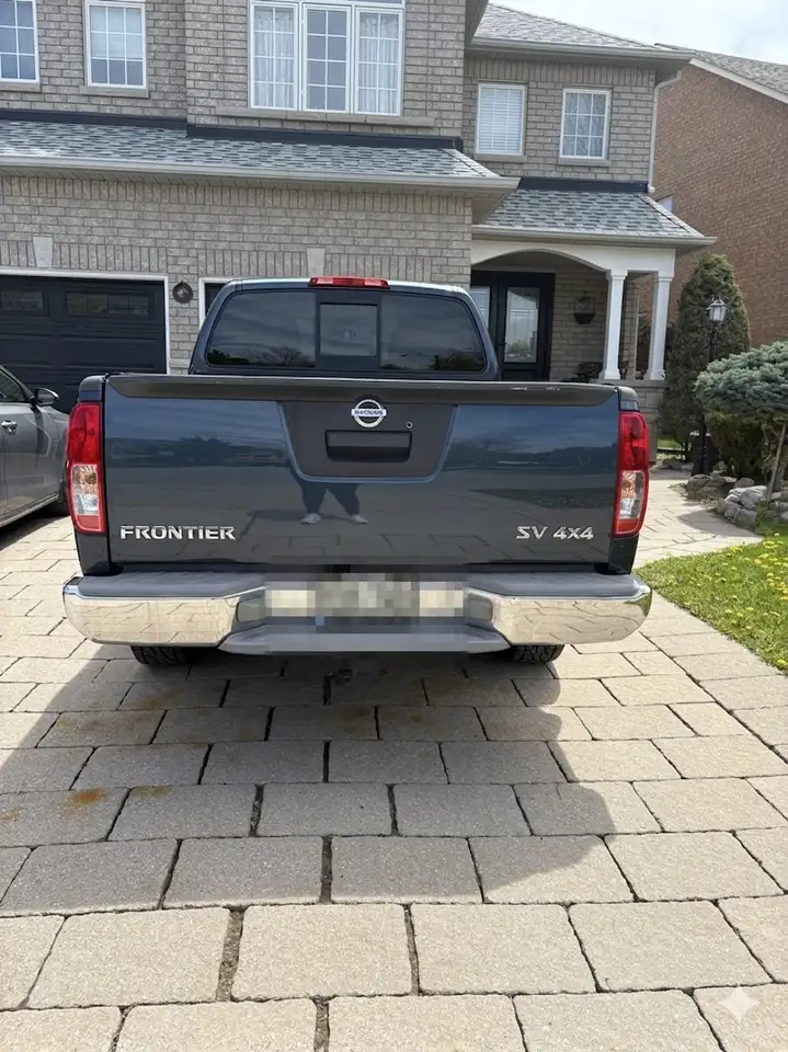 Nissan Frontier снимка Nissan Frontier