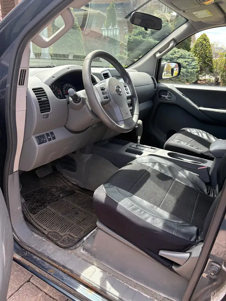 Nissan Frontier снимка Nissan Frontier