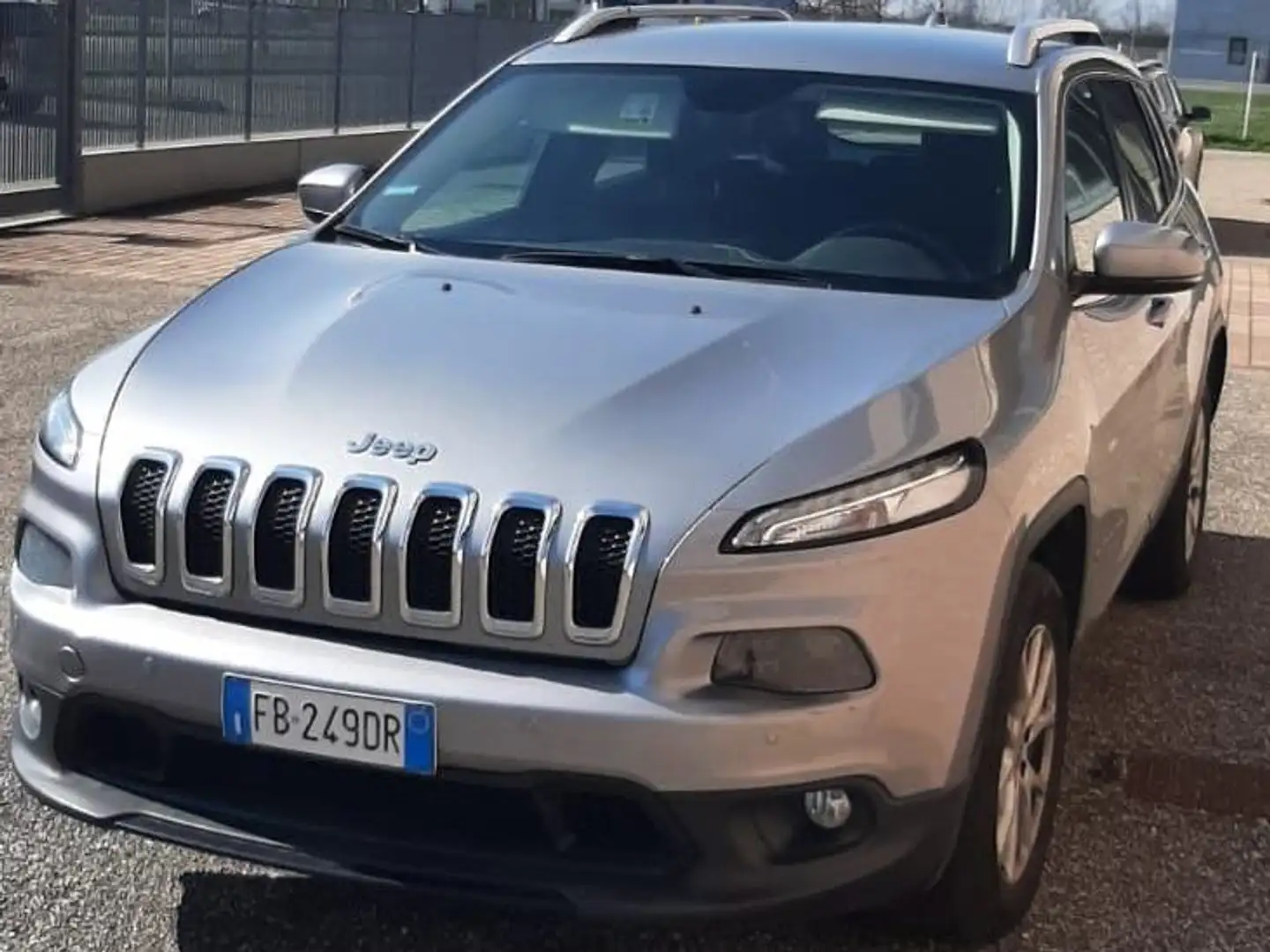 Jeep Cherokee Cherokee 2.2 mjt II Longitude 4wd cambio automatic Argento - 1