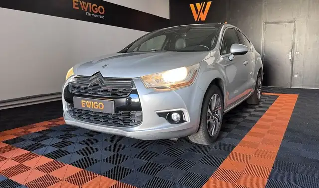 DS Automobiles DS 4 automobiles 1.6 hdi 115 dark top bva